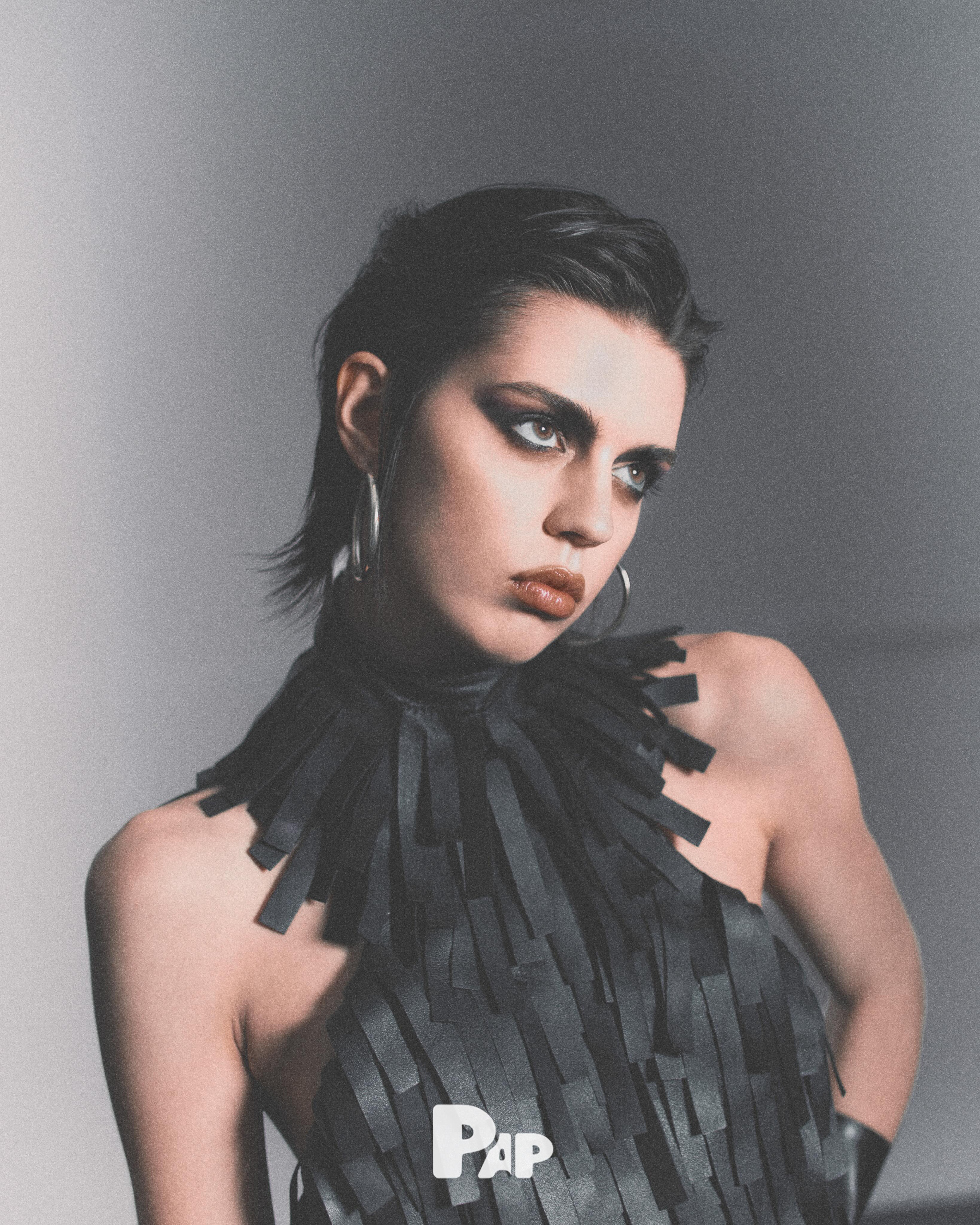 FEMME FATALE — Look 3