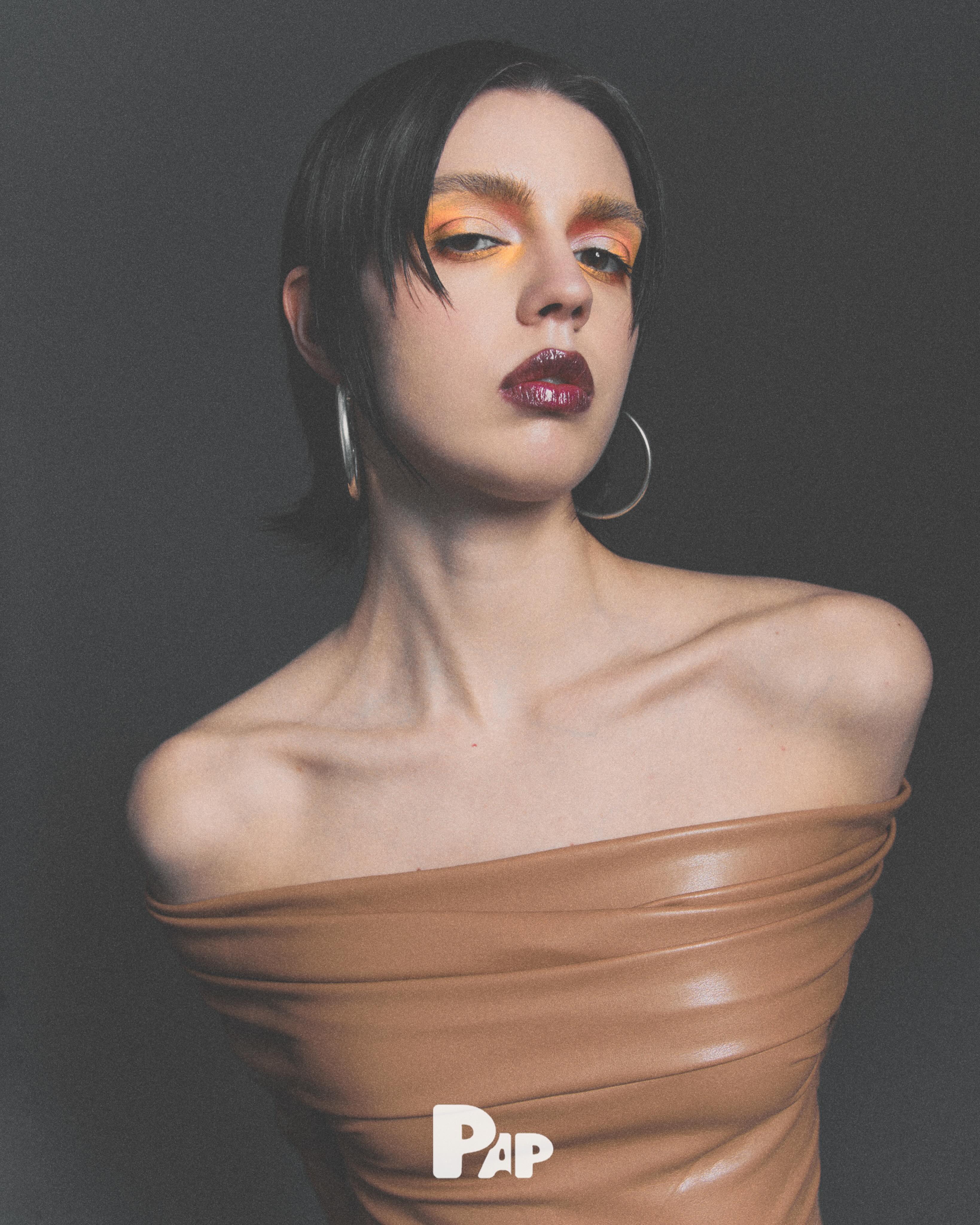 FEMME FATALE — Look 9