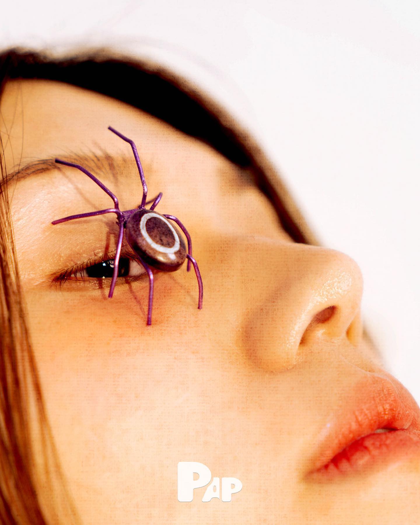 INSECT WORLD — Look 2