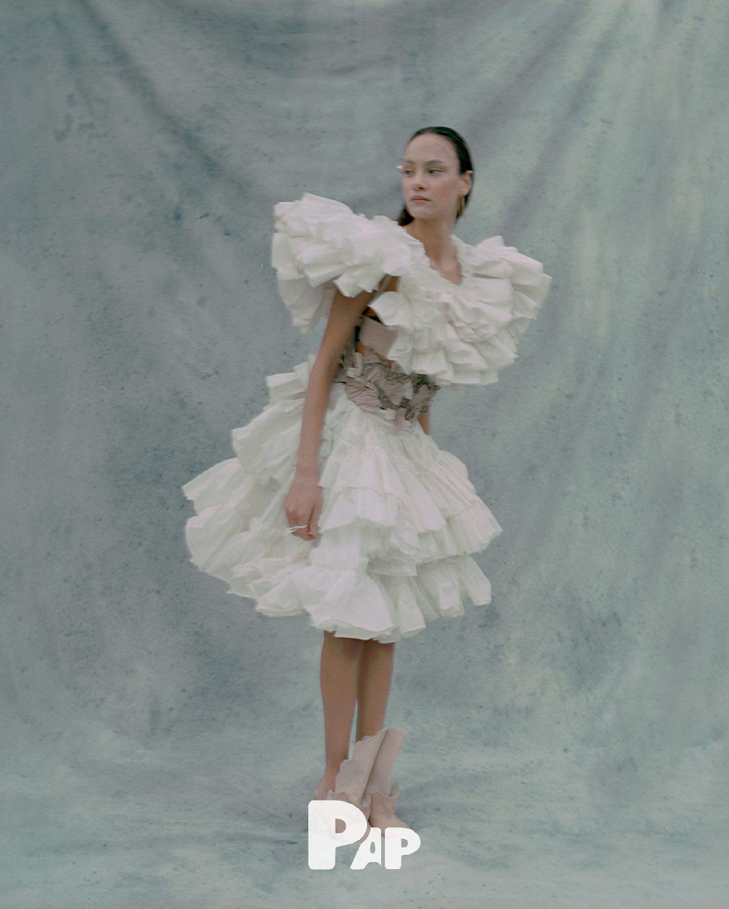 JE SUIS INFORME, JE SUIS L'EAU — Look 3