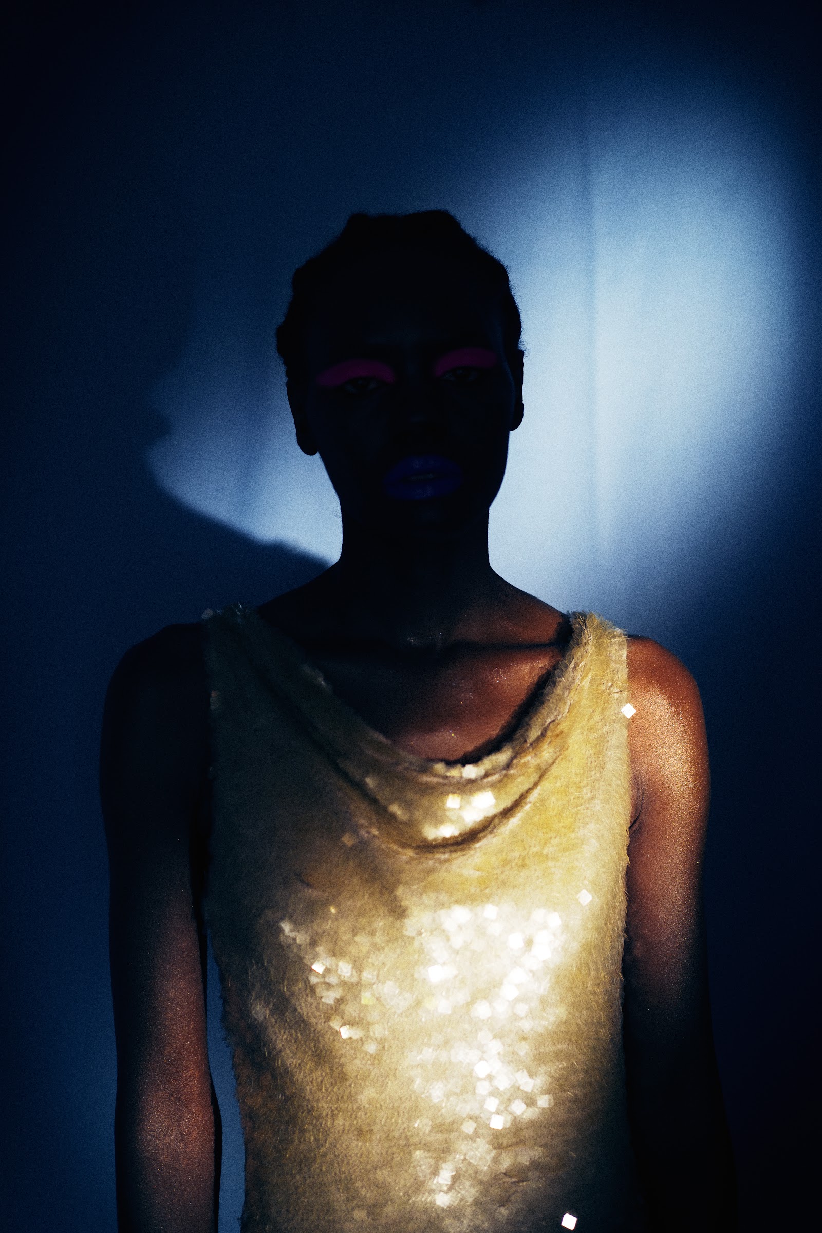 FEMININE DIVINE — Look 1