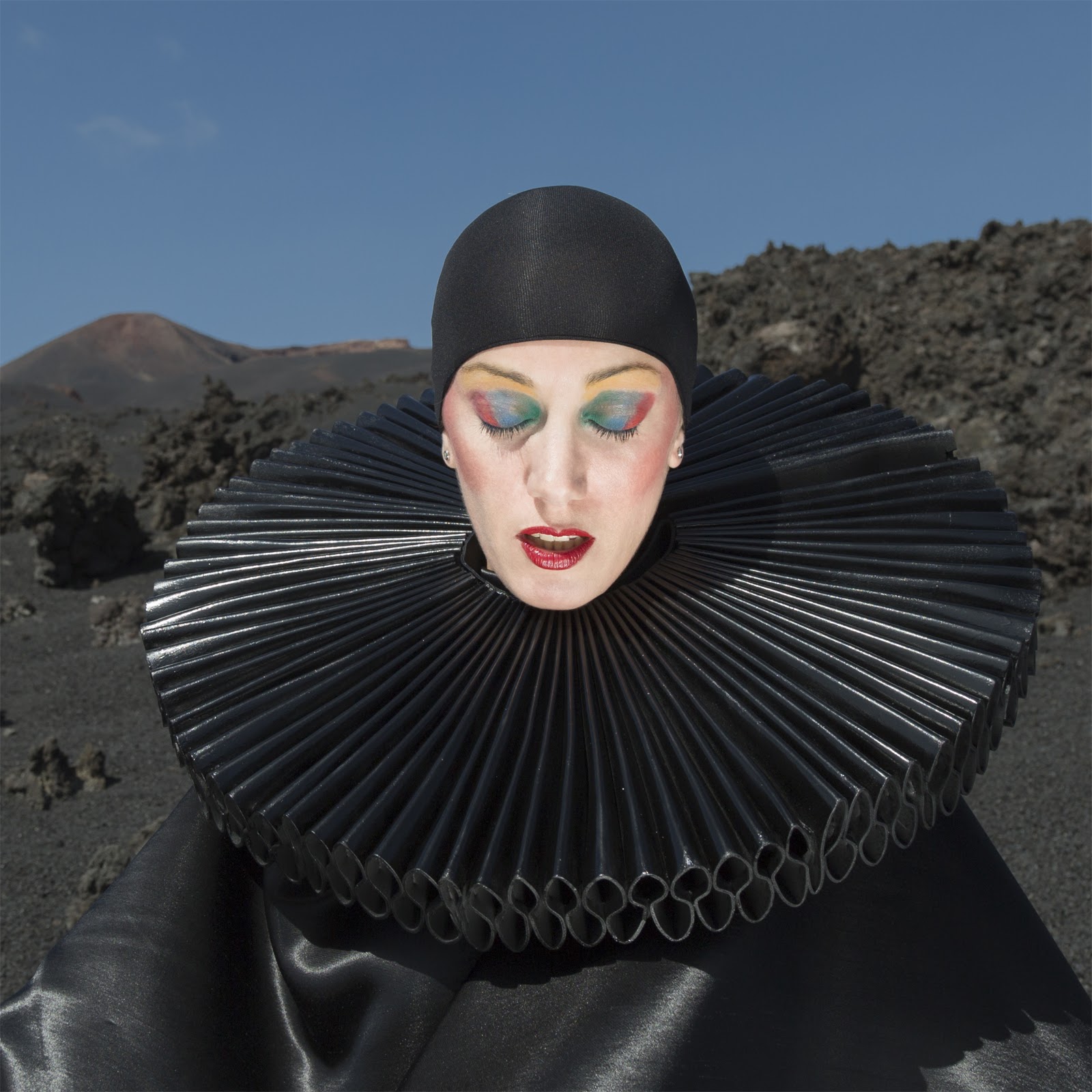 CIRCUS — Look 2