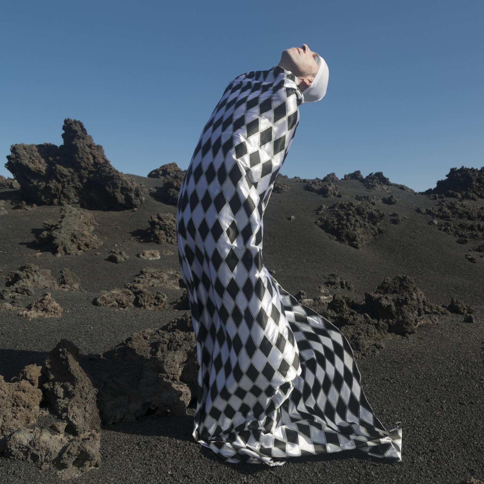 CIRCUS — Look 4