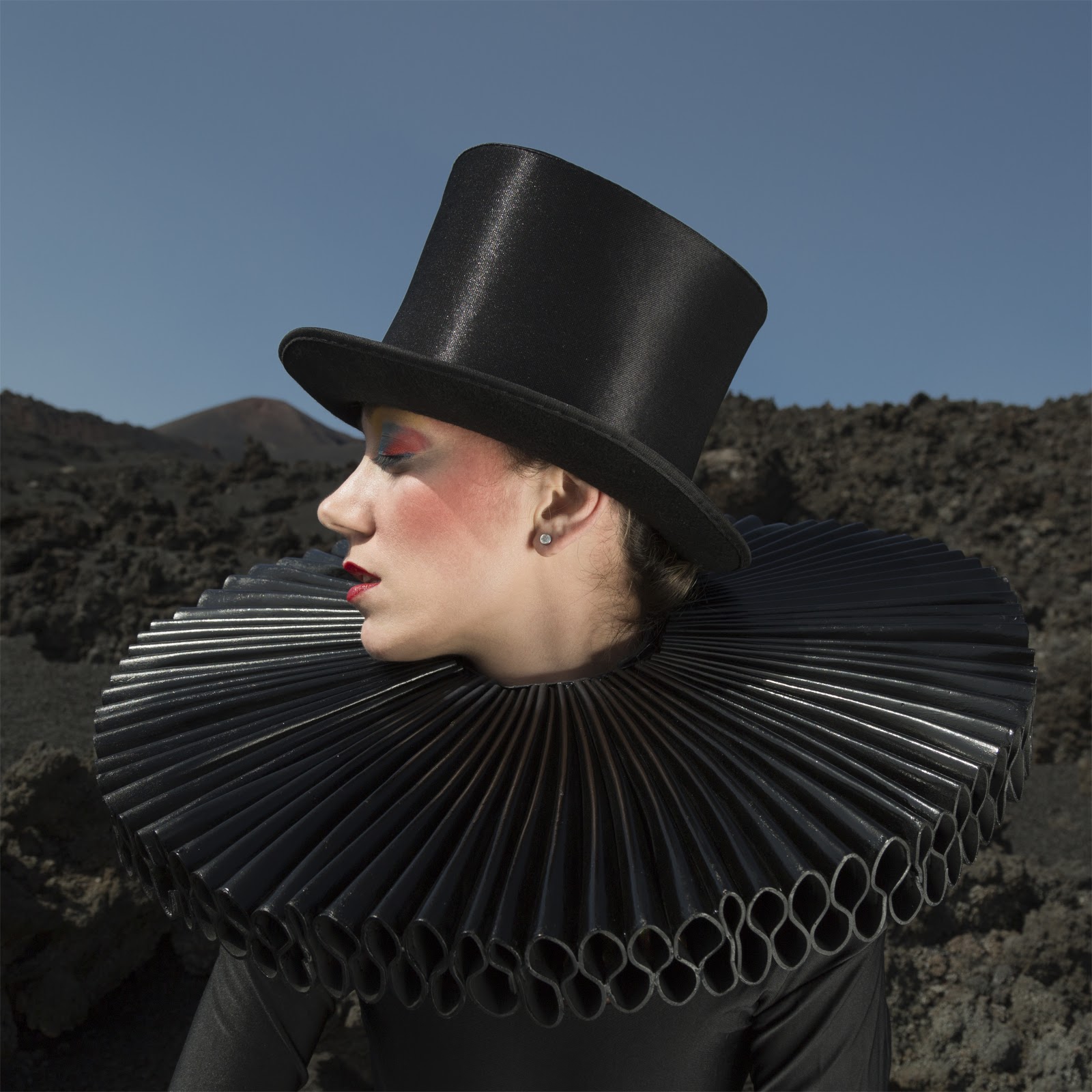 CIRCUS — Look 12