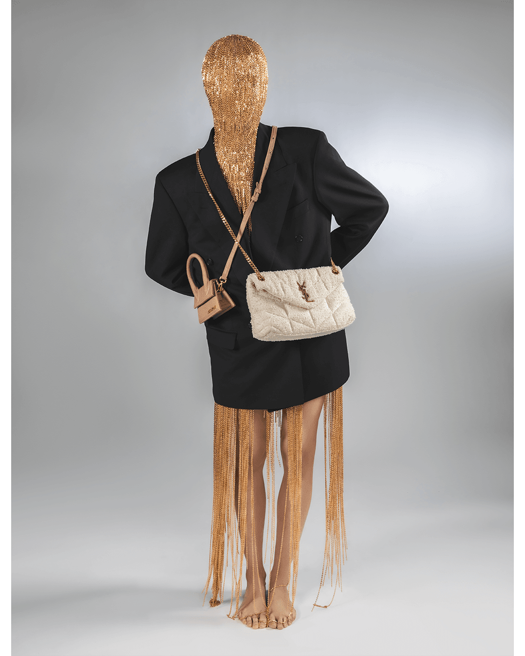 BROKEN IDENTITY — Look 7
