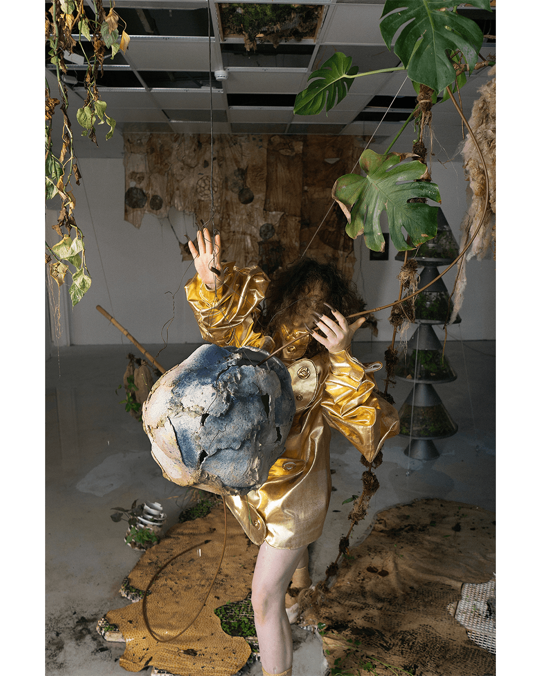 AQUARIUM ON TRANCE — Look 18