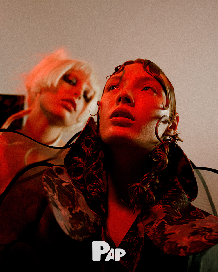HELL FLOWERS — Look 2