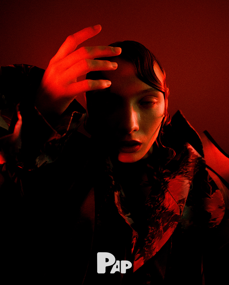 HELL FLOWERS — Look 17