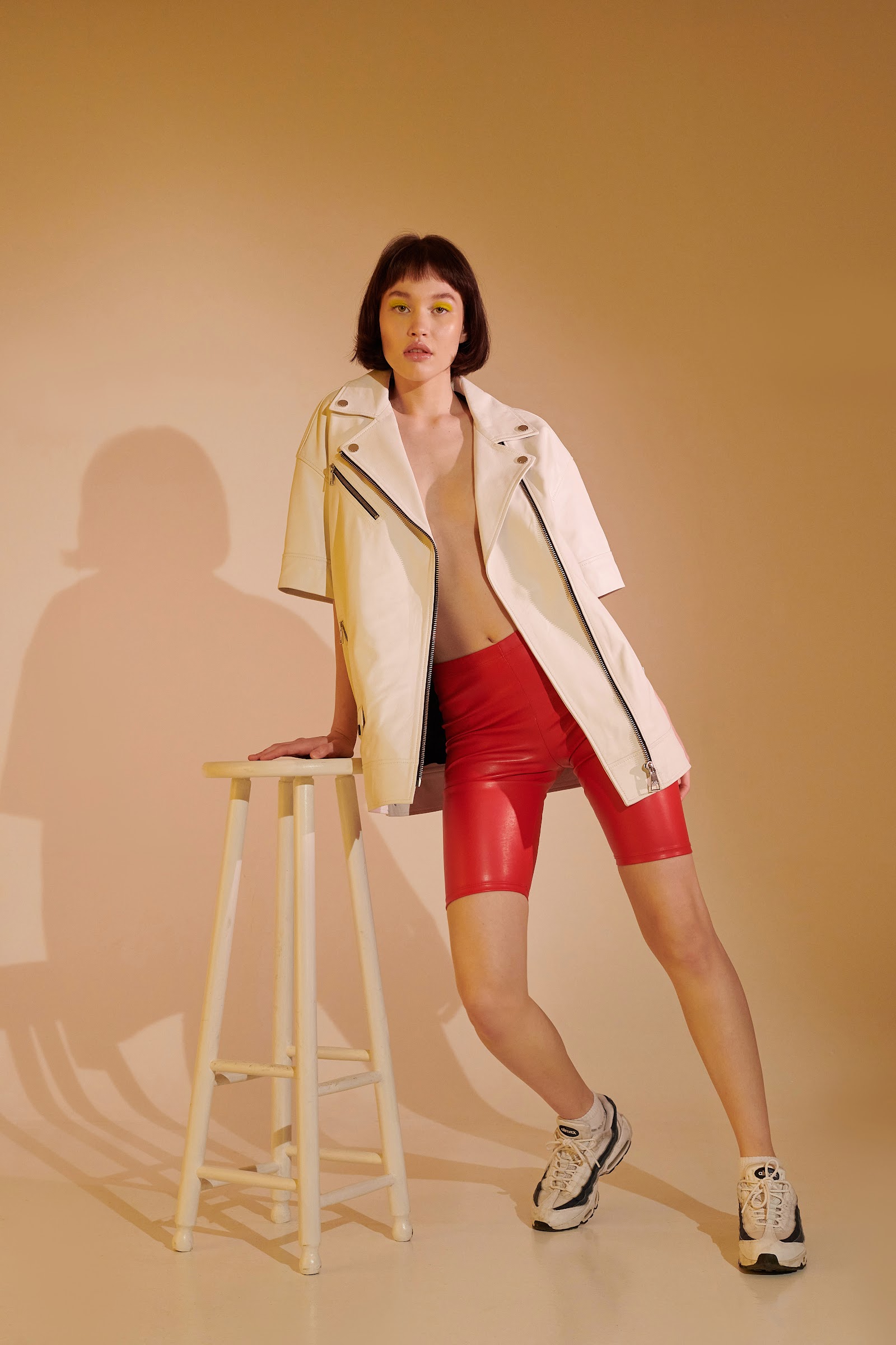 POST VINTAGE — Look 10