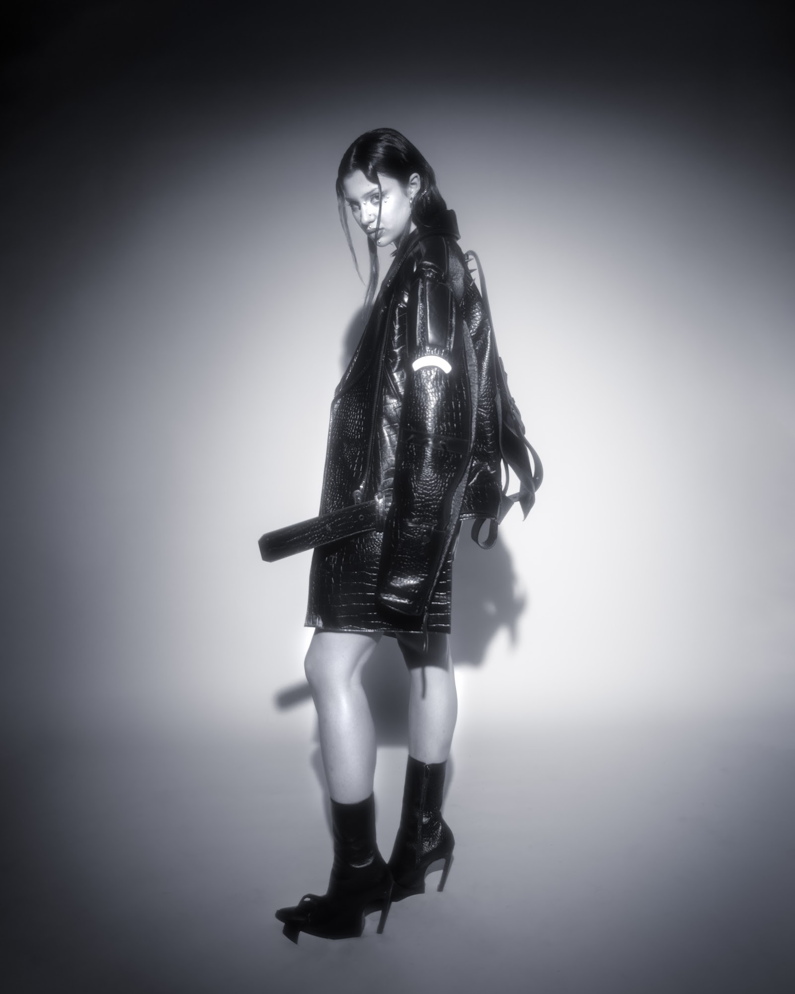 DEVIANT SINNERSZ — Look 9