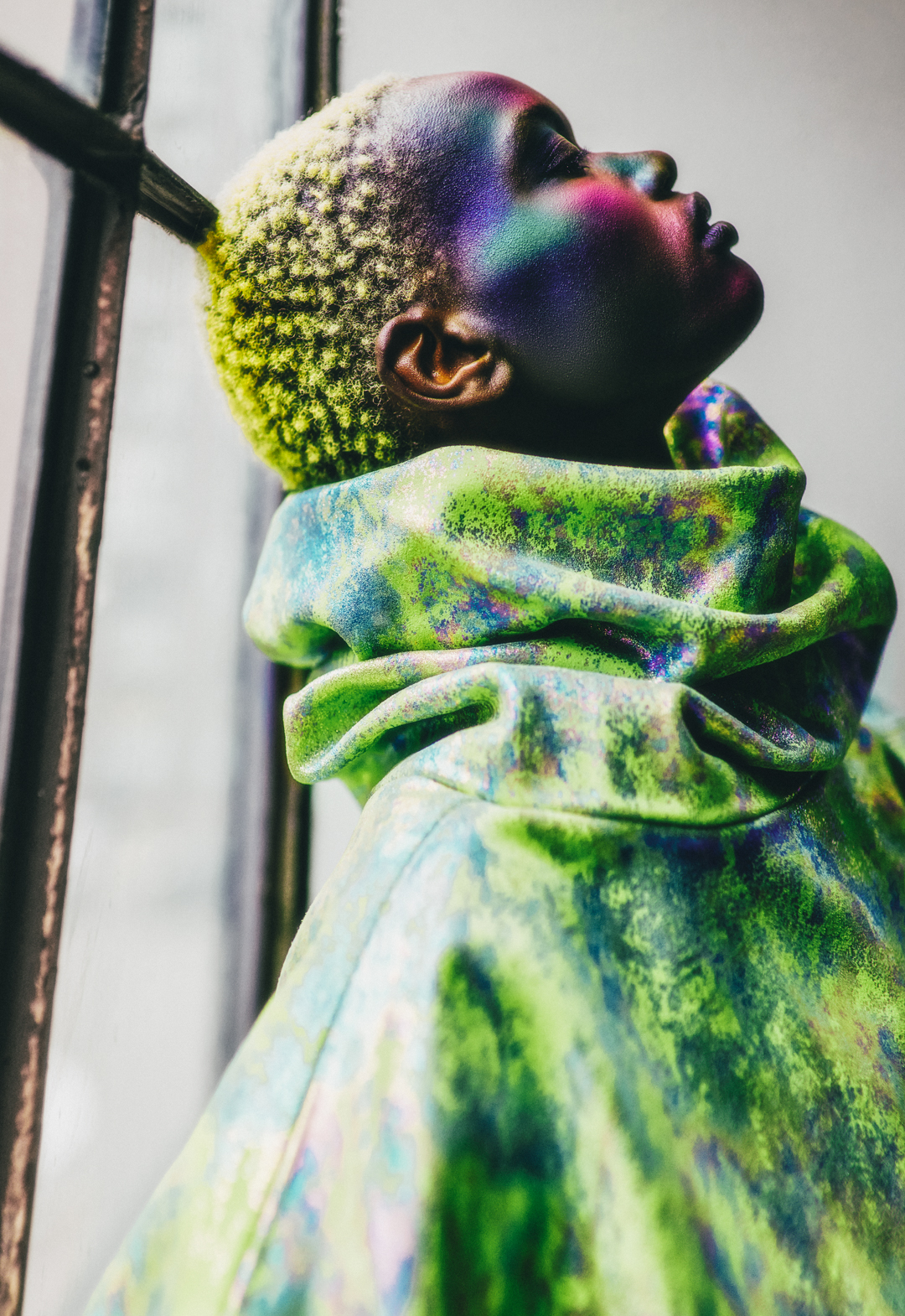 MODERN ART — Look 2