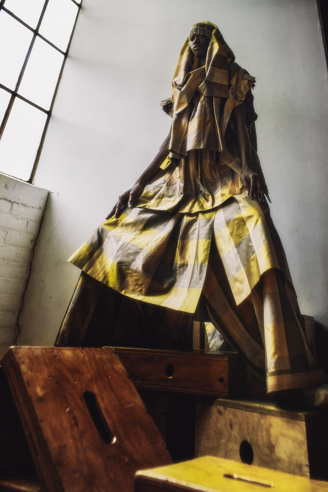 MODERN ART — Look 6
