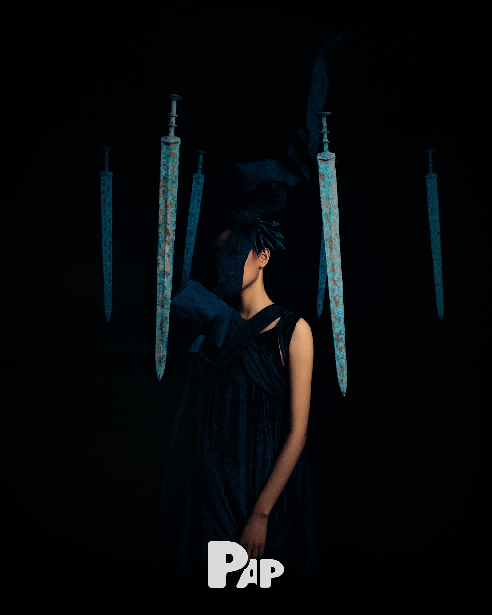 TWISTED FANTASY — Look 2