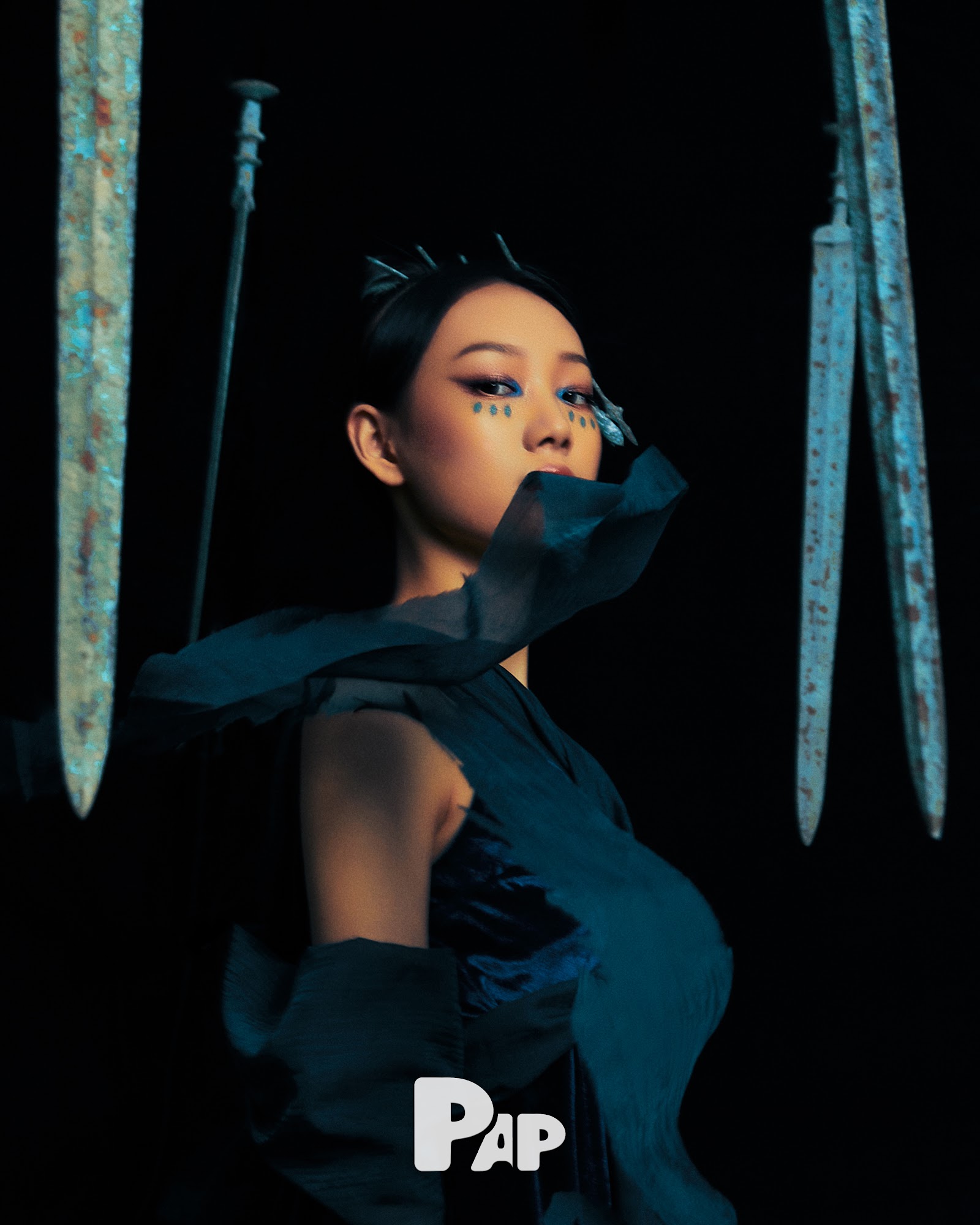 TWISTED FANTASY — Look 4