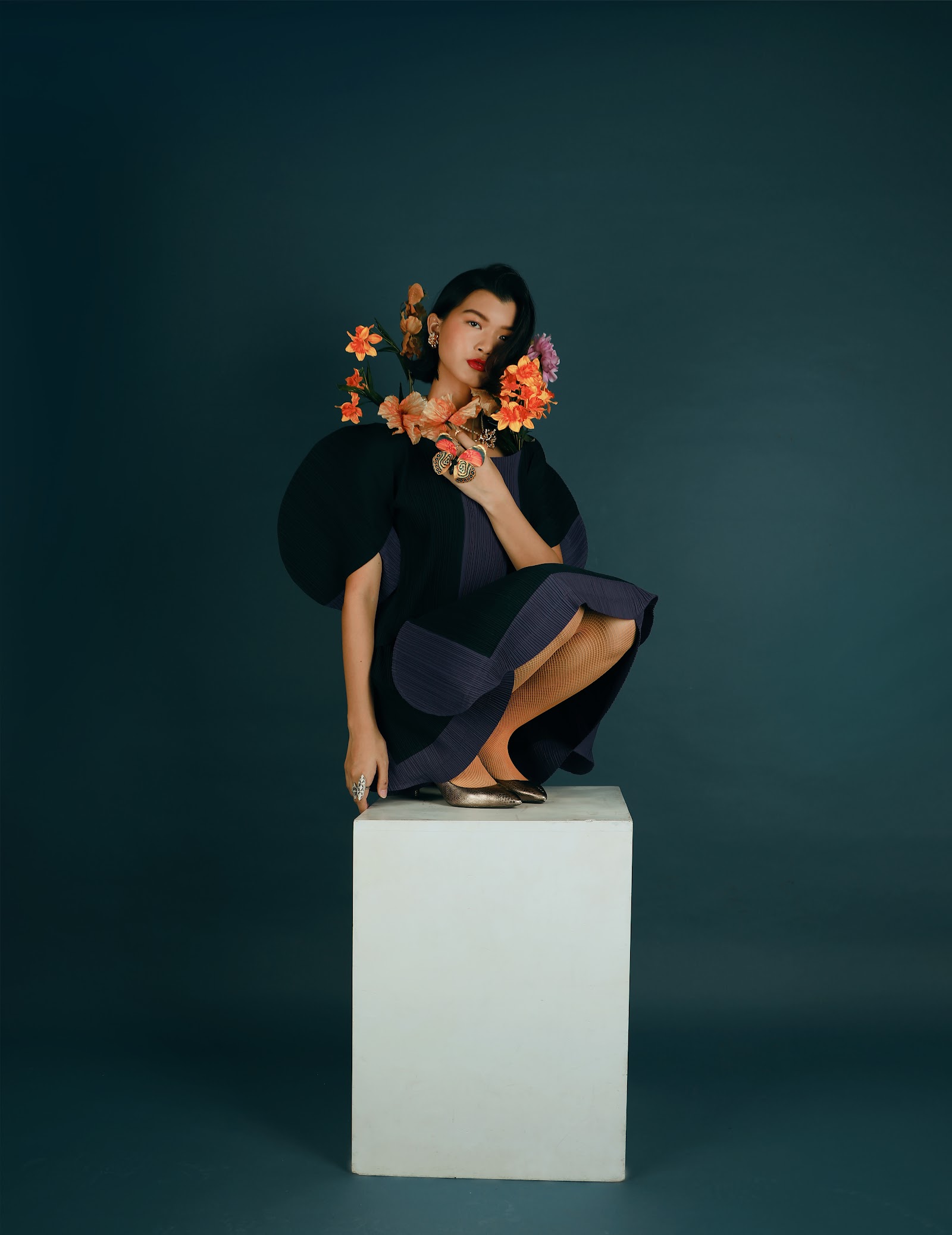 HOMEBODIES — Look 6