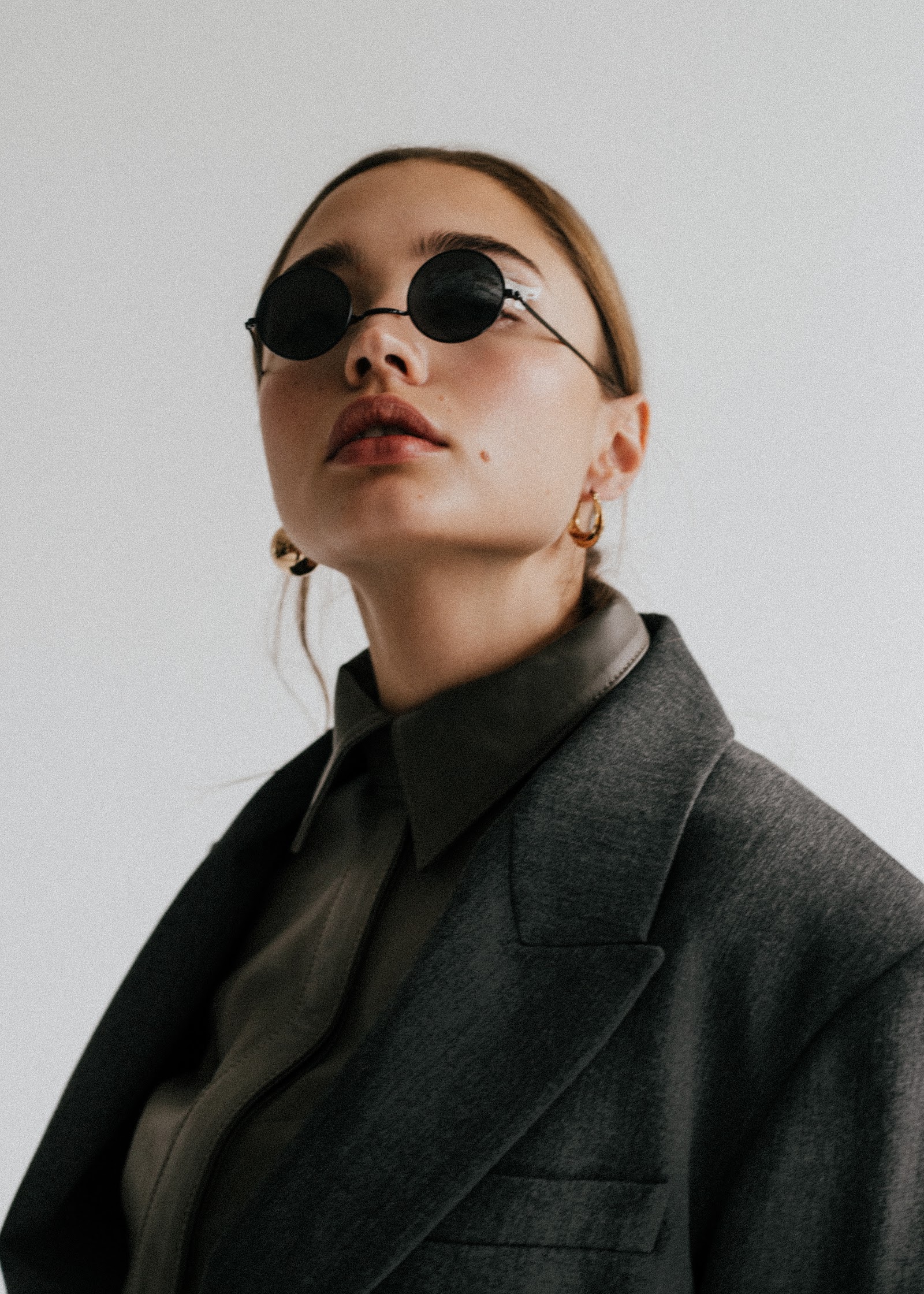 NOTHING LESS THAN — Look 10