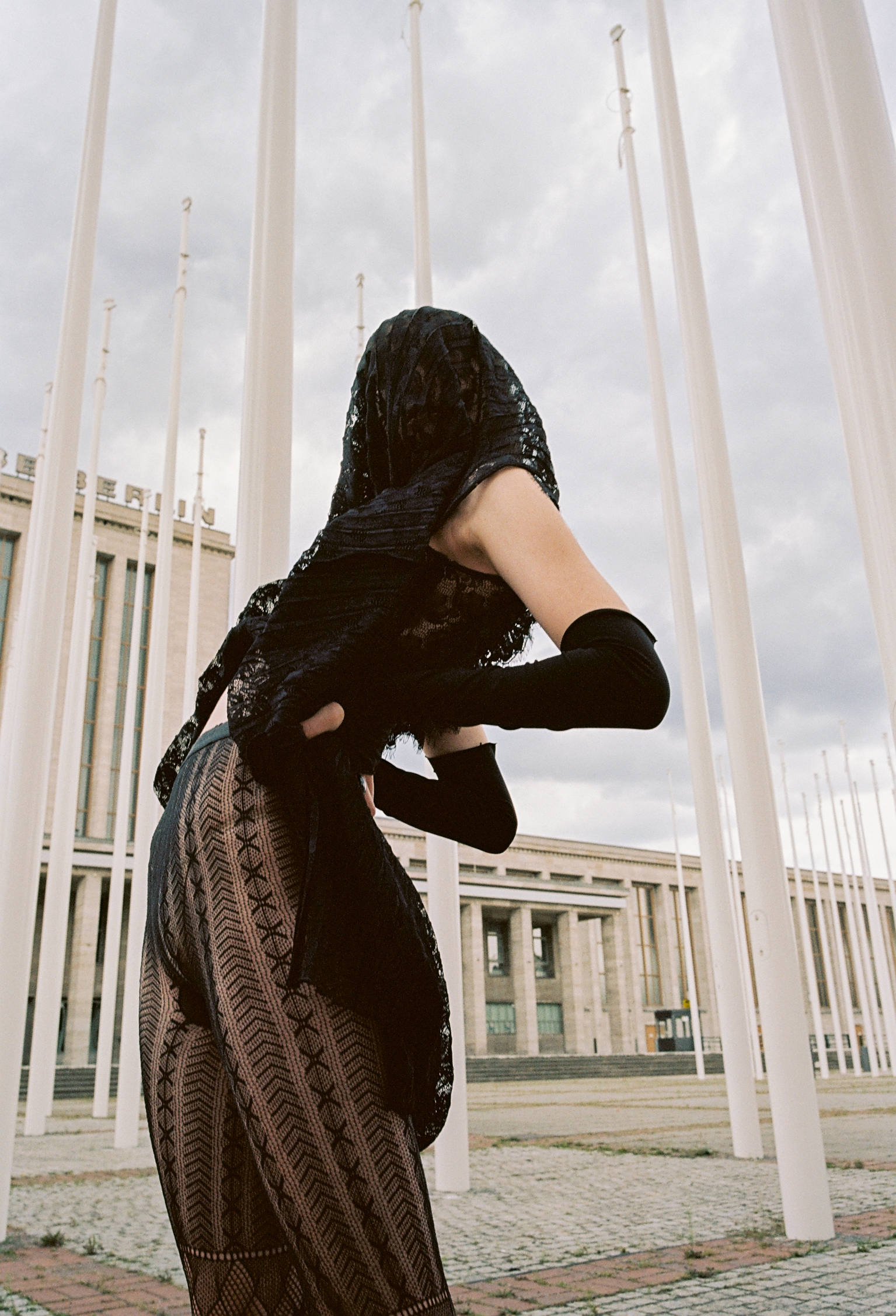 ALAIS — Look 4