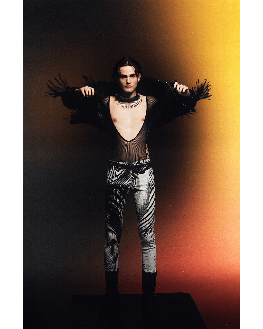 L’IRRINUNCIABILE RICHIAMO DELL’INGANNO — Look 5