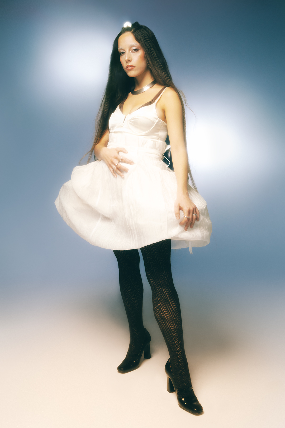 THE WHITE NIGHT — Look 10