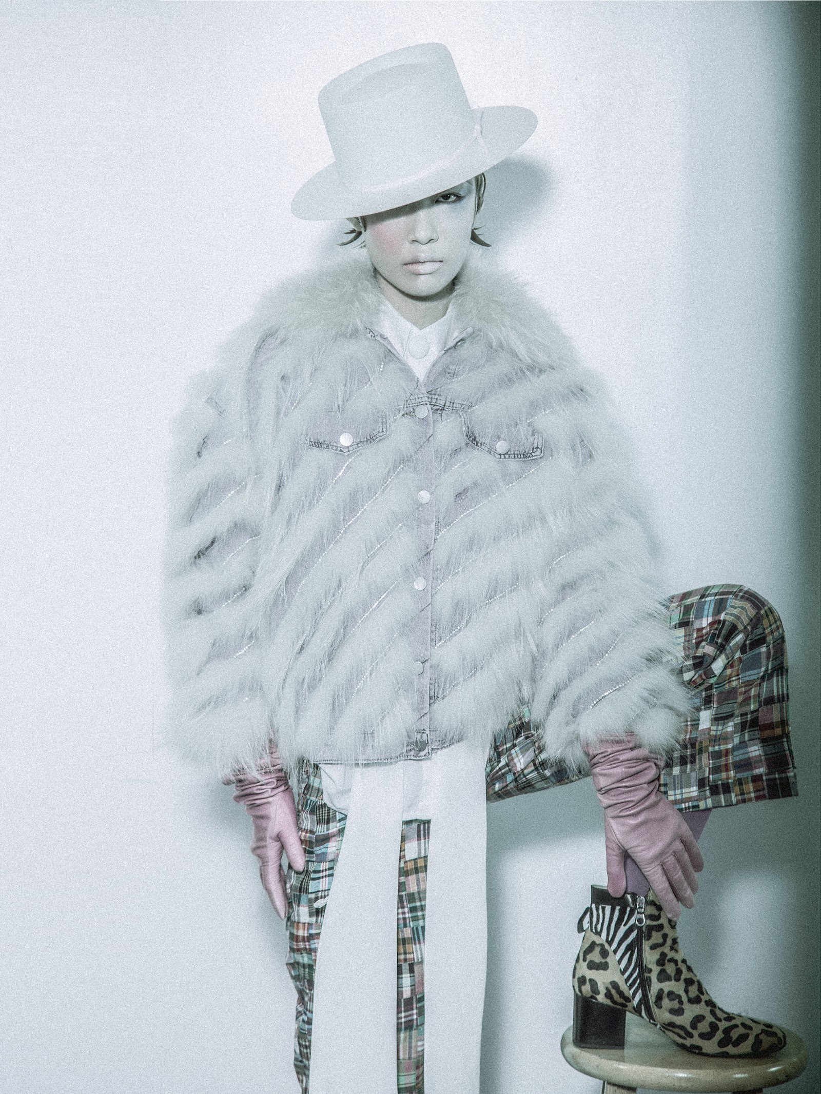UNSPEAKABLE PHASE — Look 10