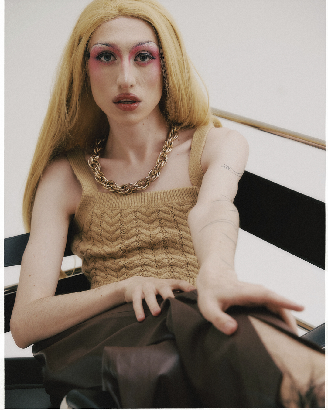 LEVELS OF FEMININITY — Look 4