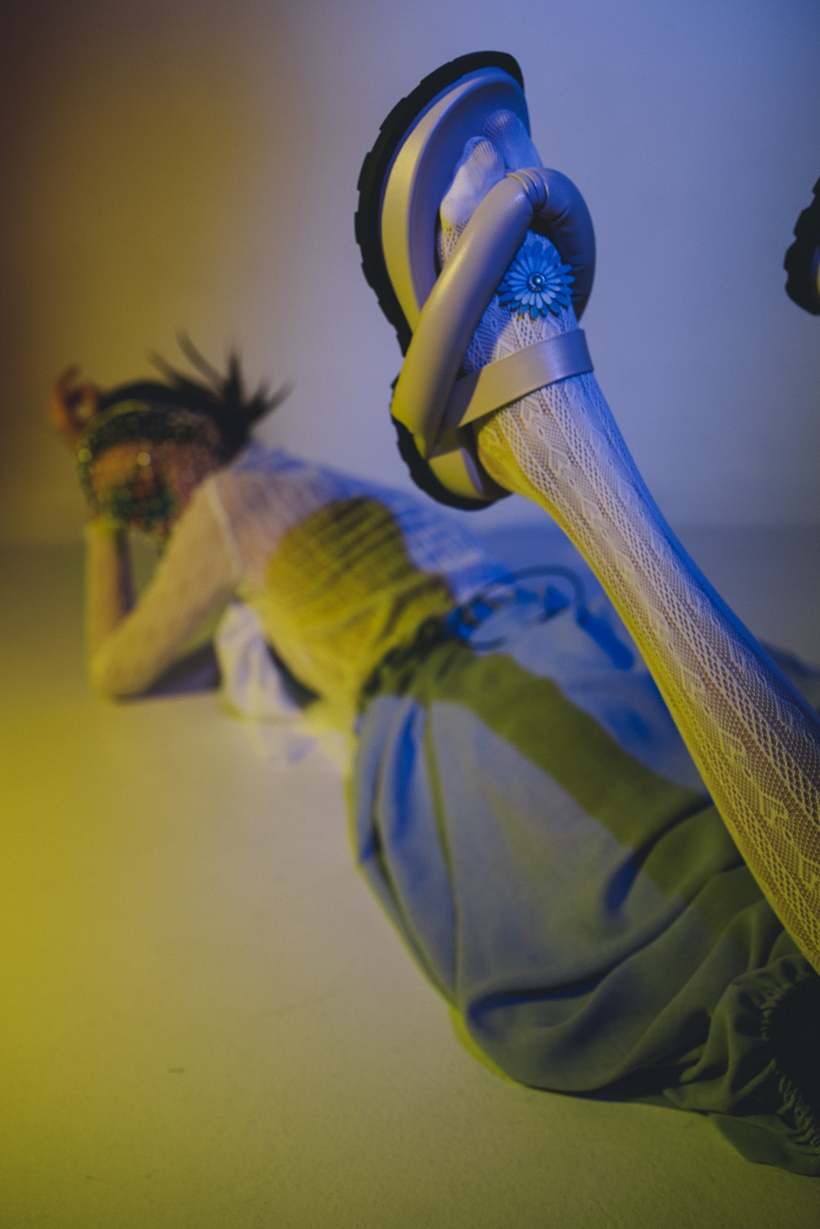 EXPRESSION — Look 4