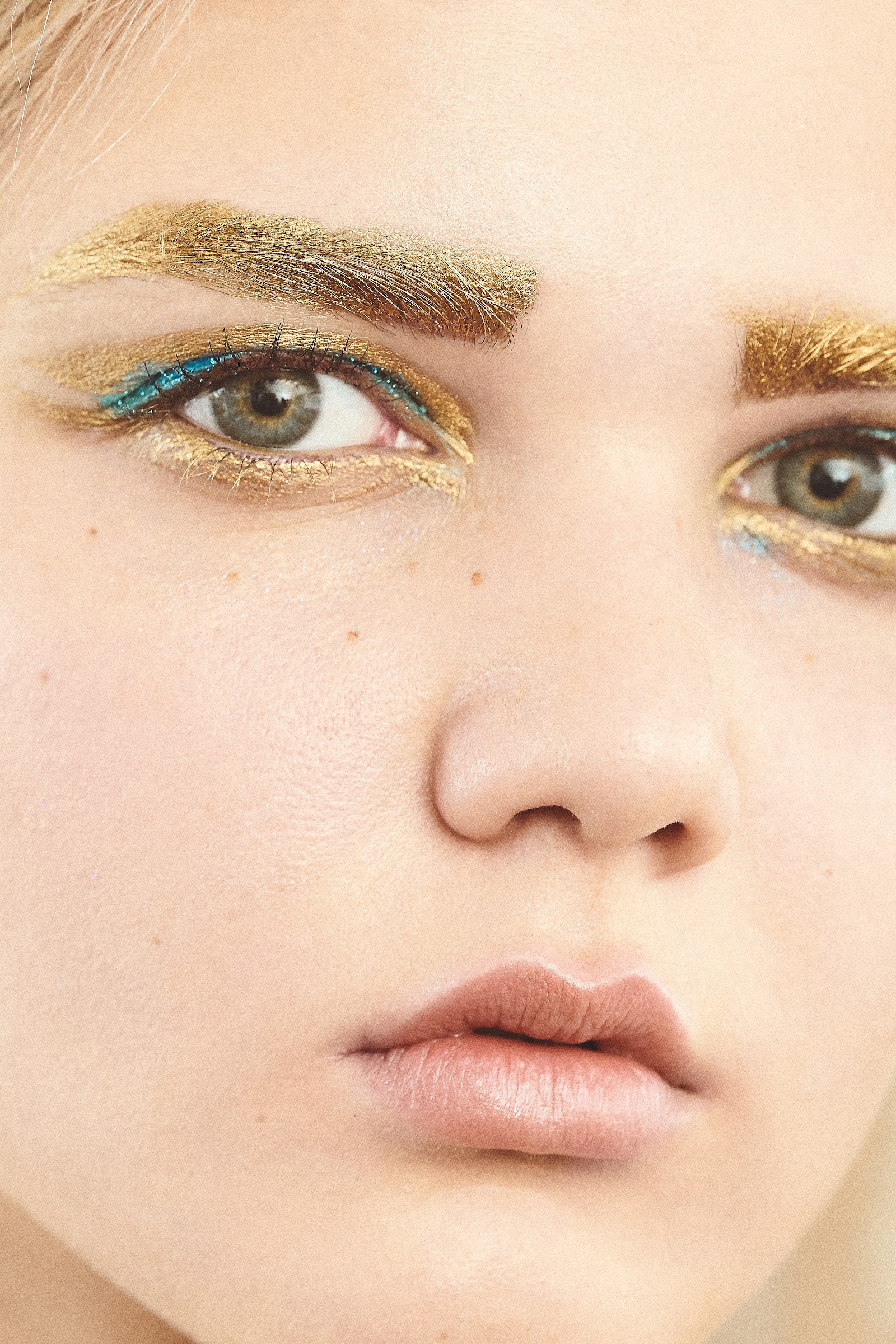 CRYSTAL DREAMS — Look 10