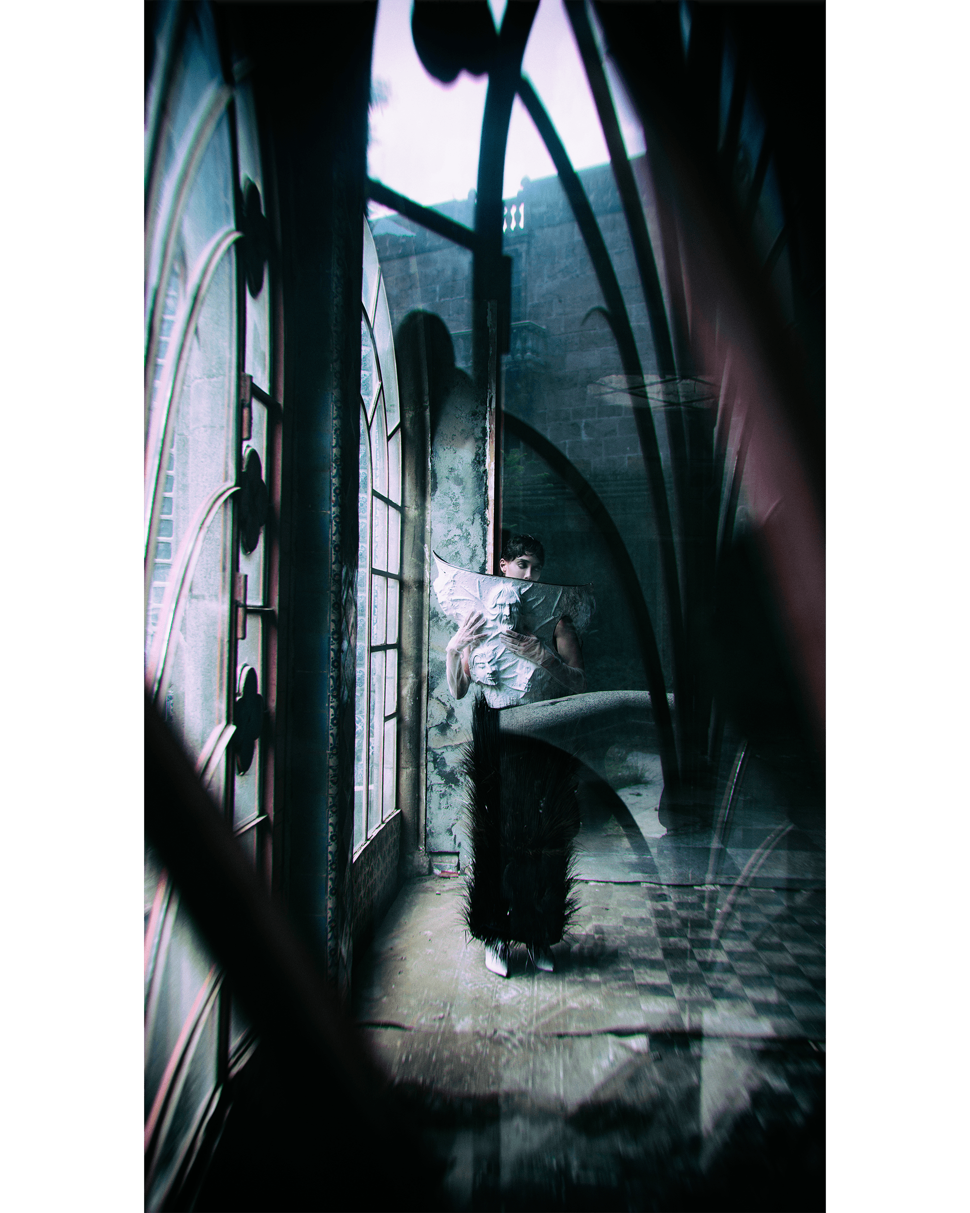 Echoes of the forgotten — Look 6