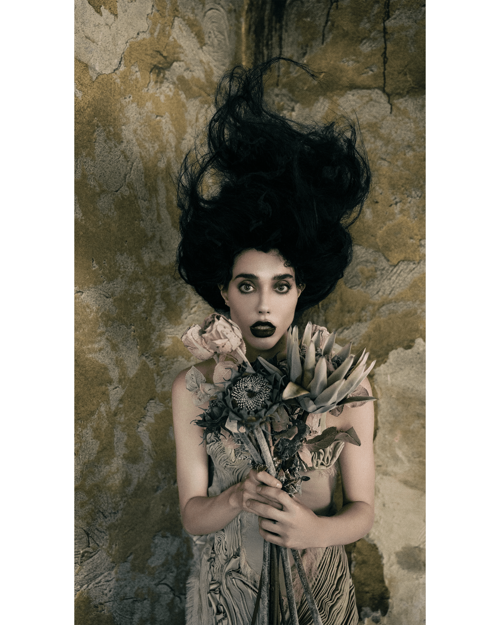 Echoes of the forgotten — Look 13