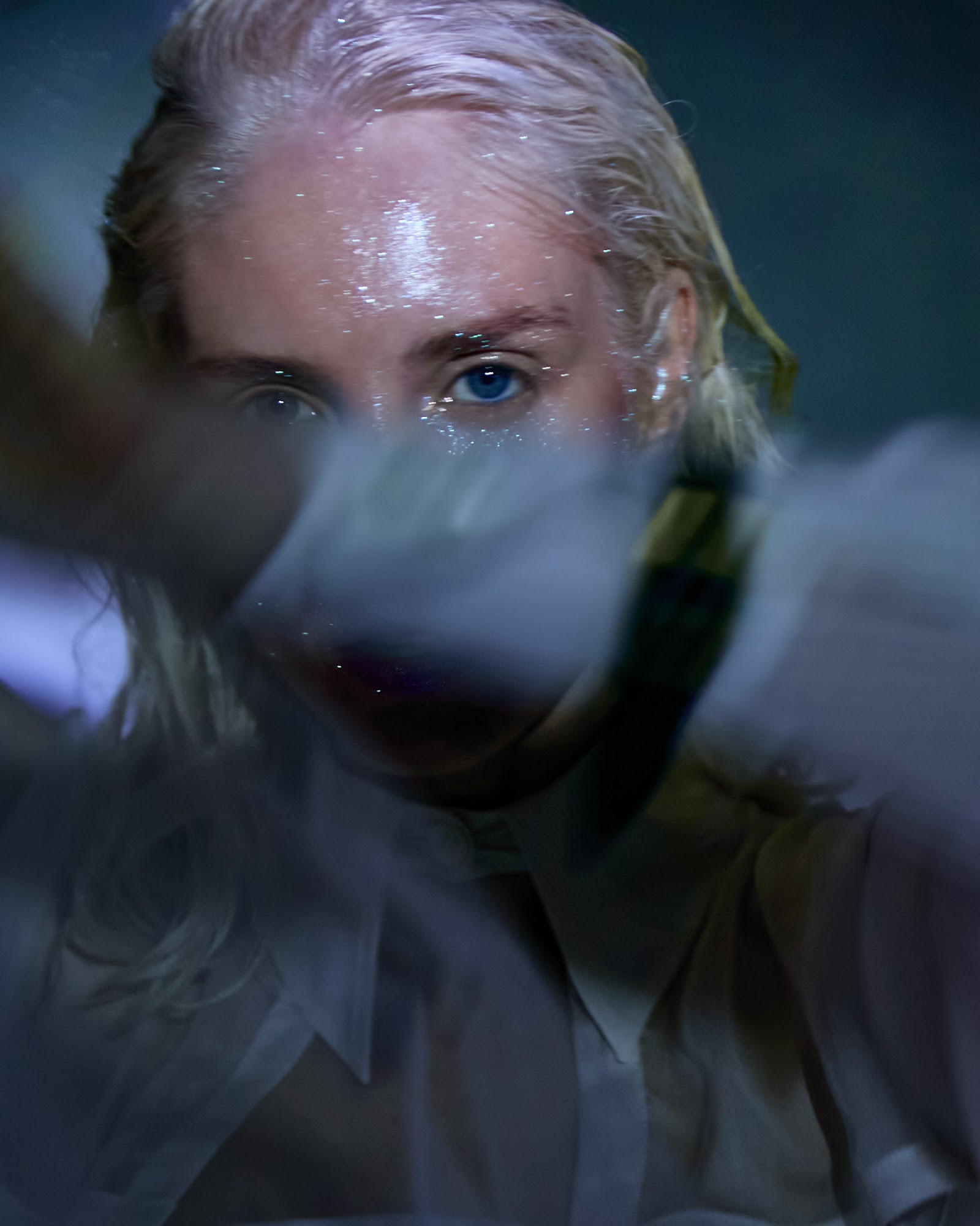 LIKE A STORM — Look 3