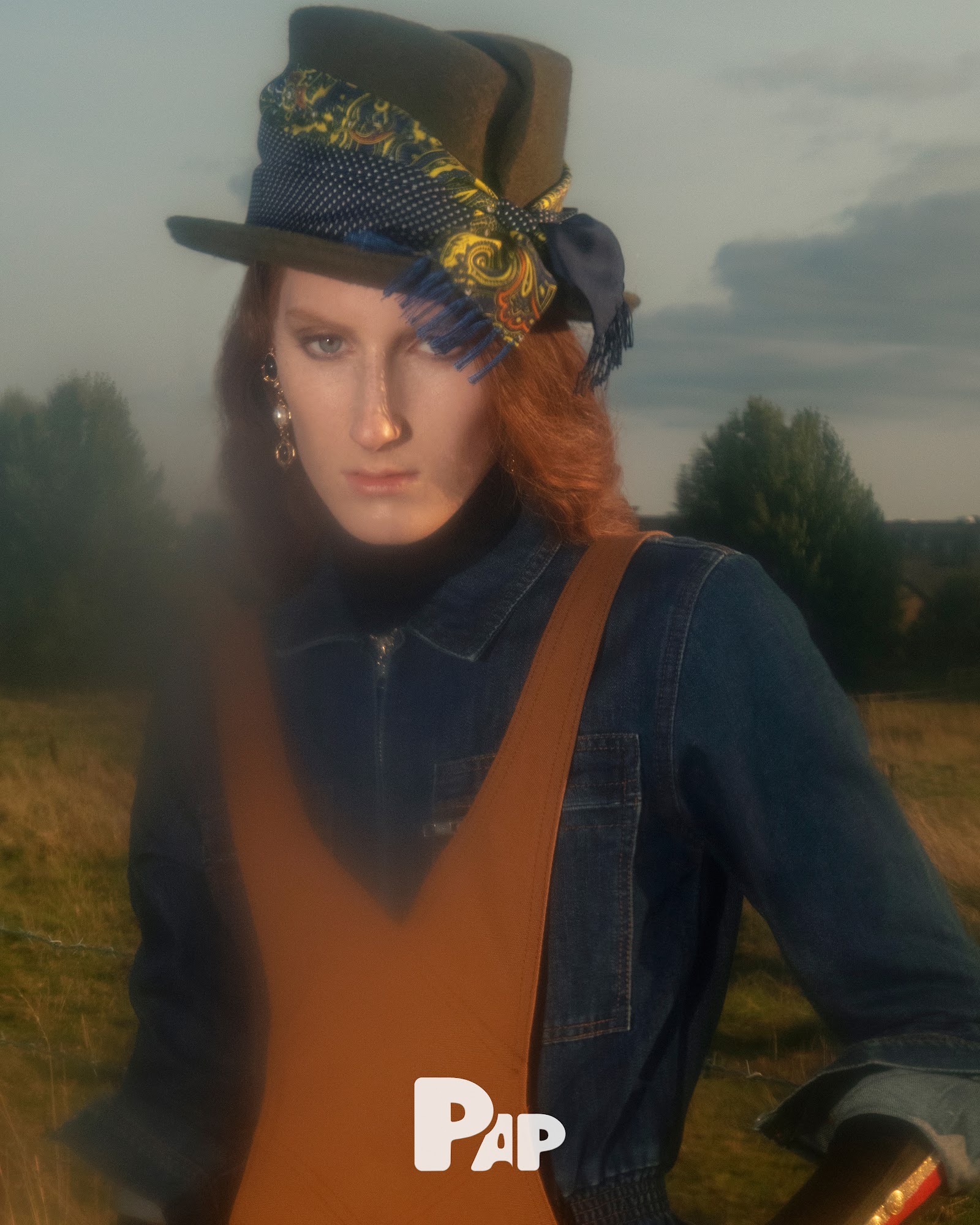 THE OUTDOORS — Look 6