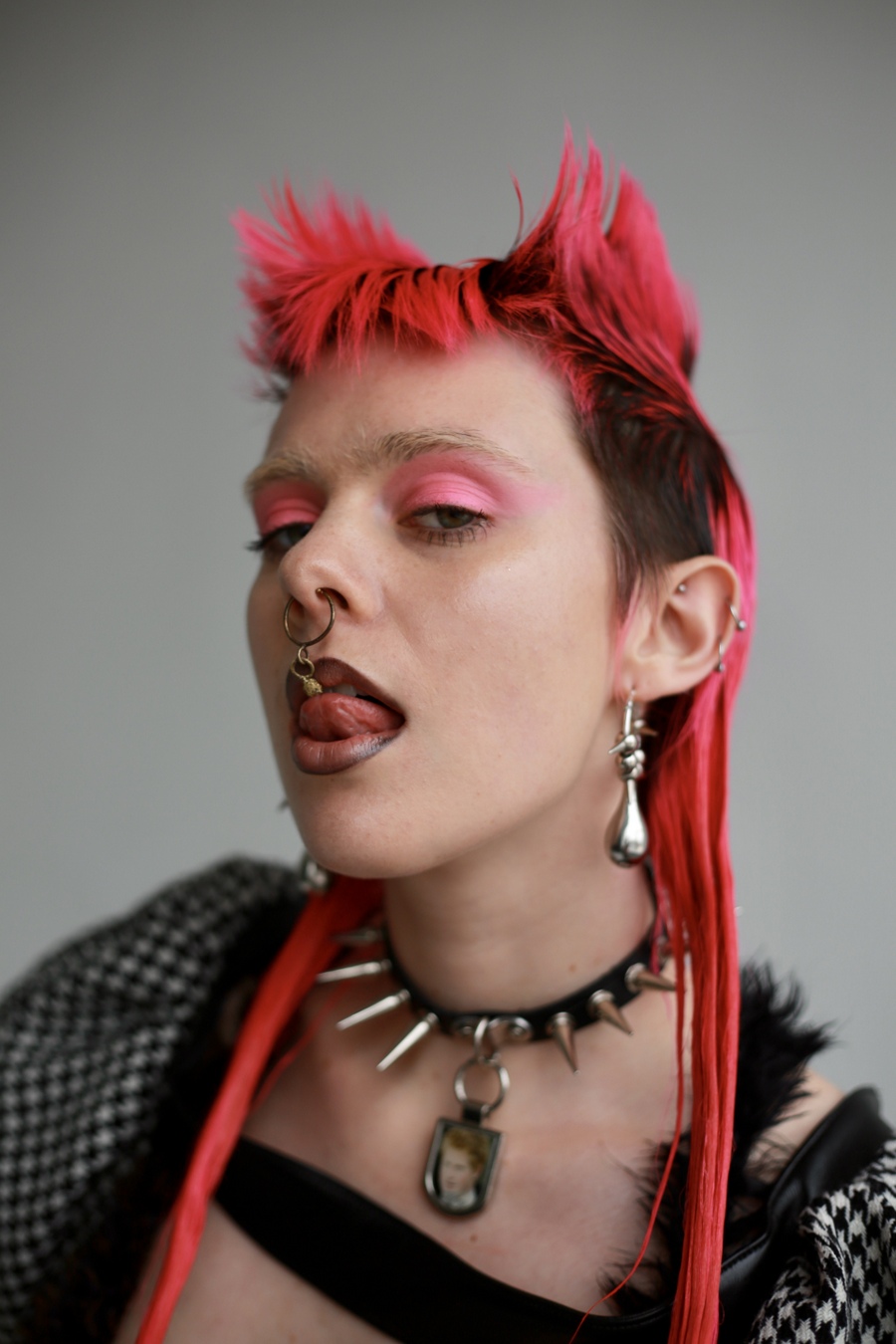 UNFOLLOW THE LEADERS — Look 11
