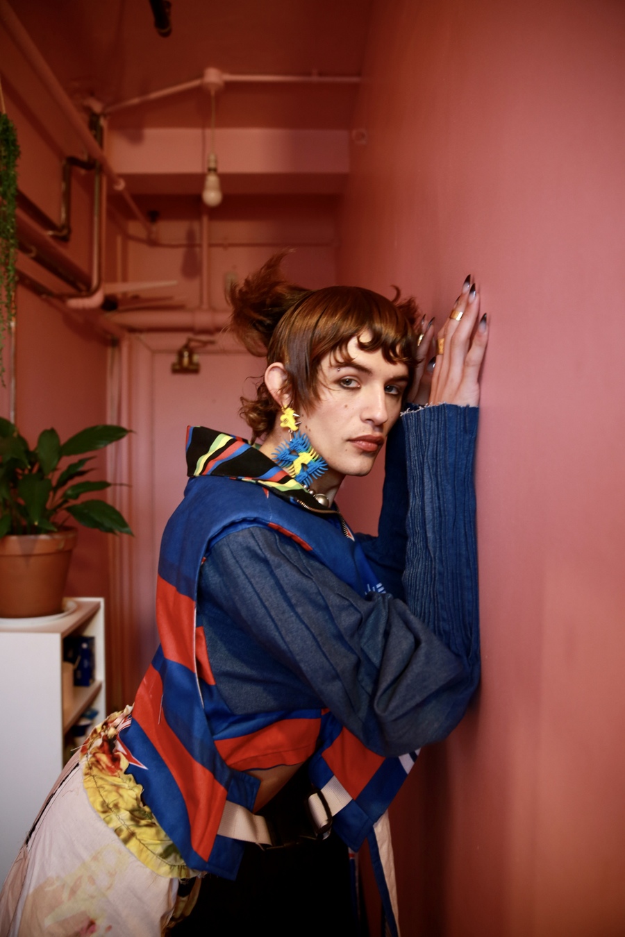 UNFOLLOW THE LEADERS — Look 26
