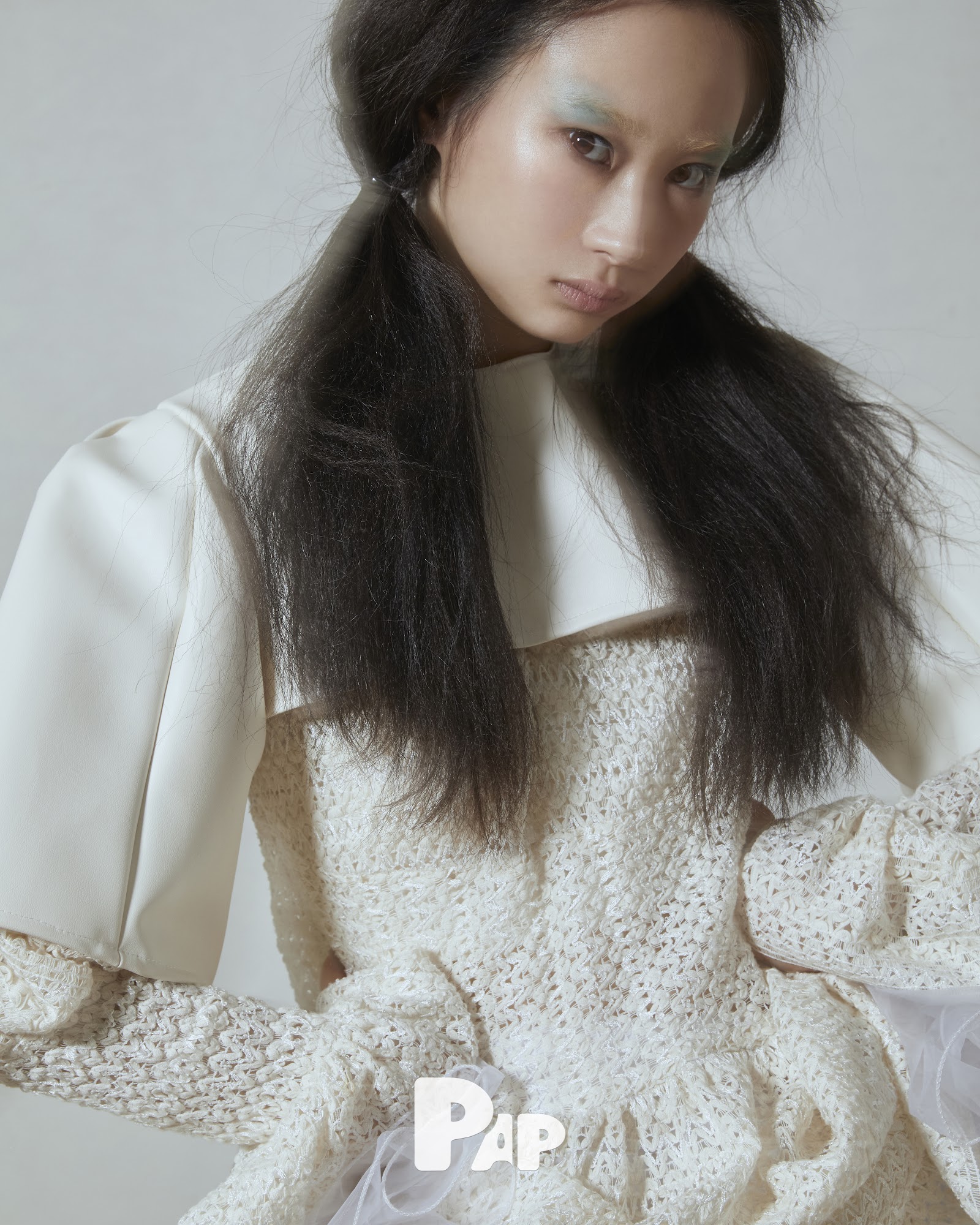 TORNADO — Look 8