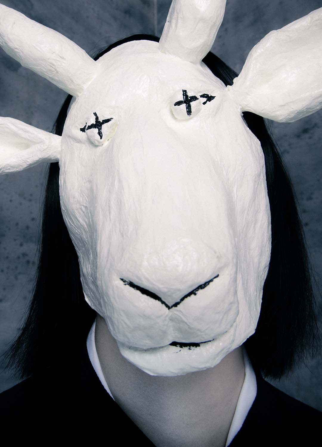 CONTRAST — Look 9