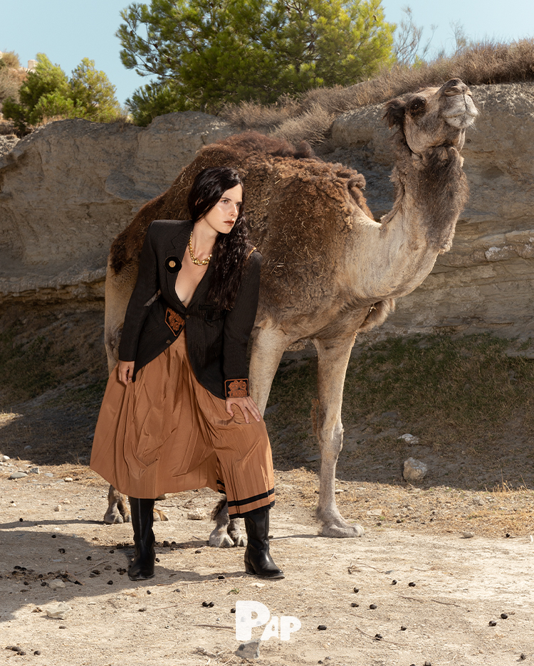 DESERT WINDS — Look 5