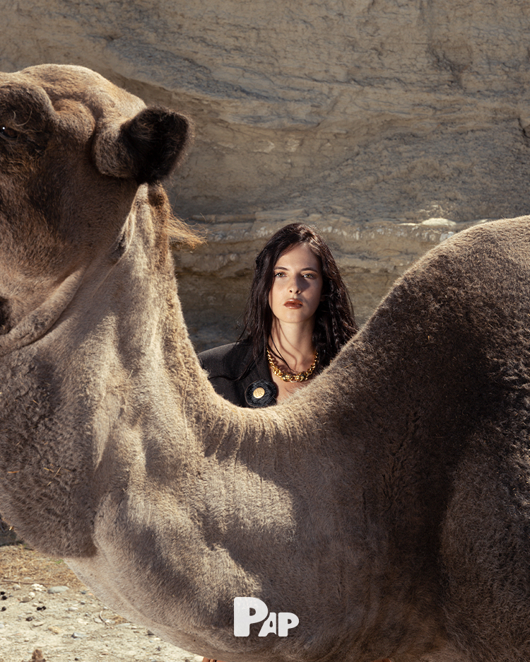 DESERT WINDS — Look 6