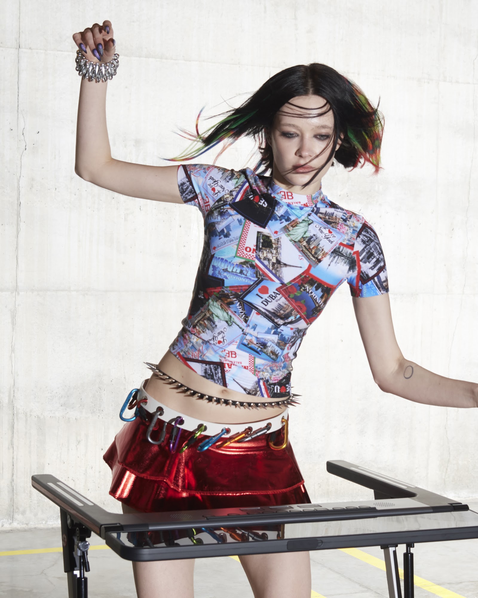 A FALL — Look 5
