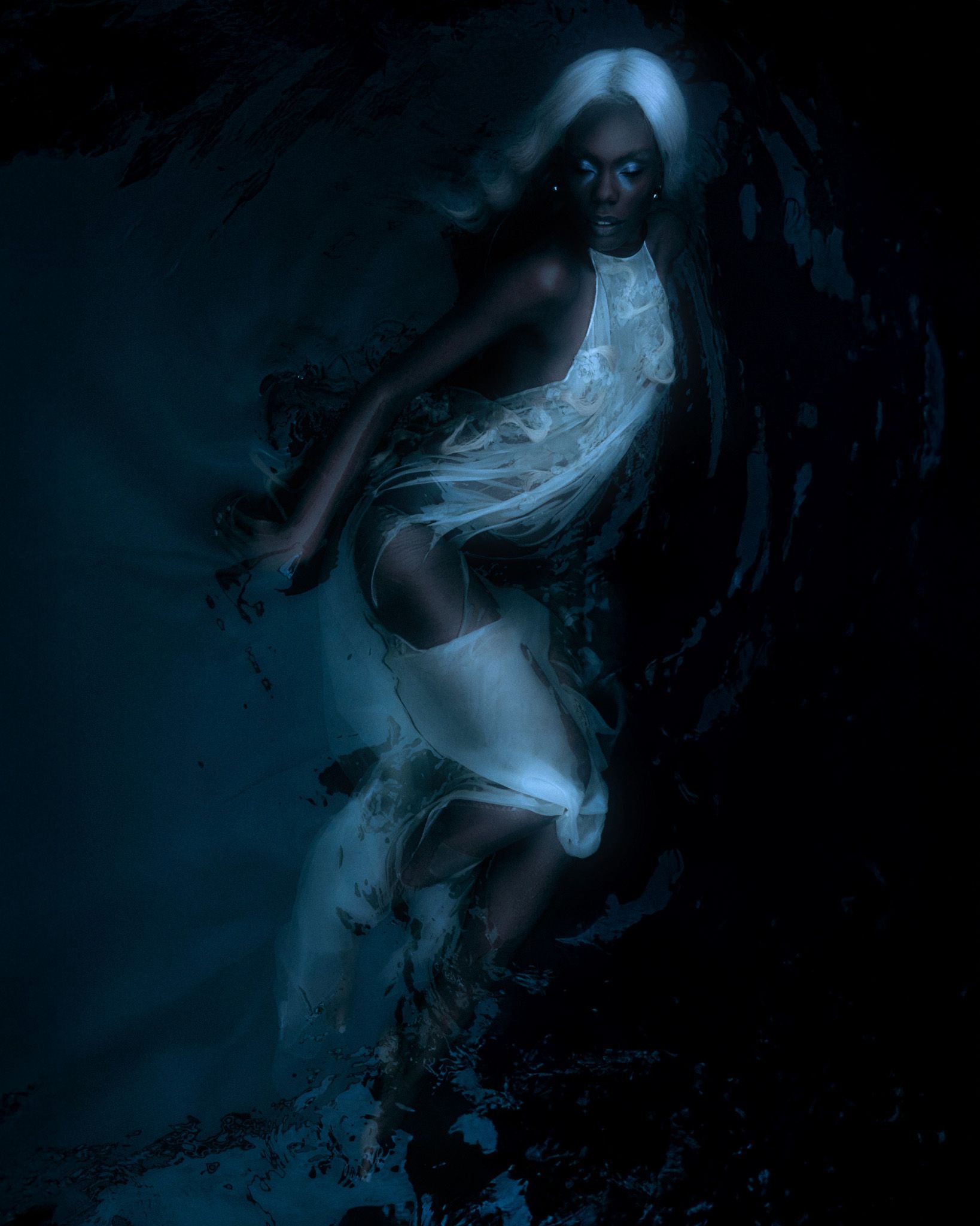 Echoes from the Deep — Look 7