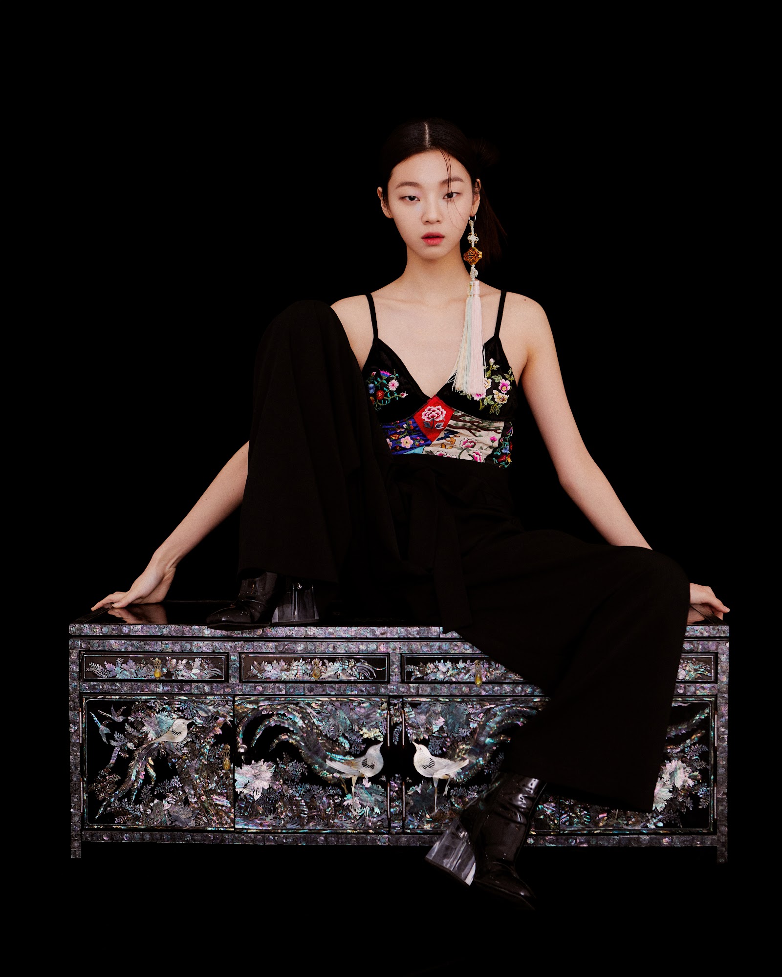 NEW WOMEN ATTITUDE — Look 2