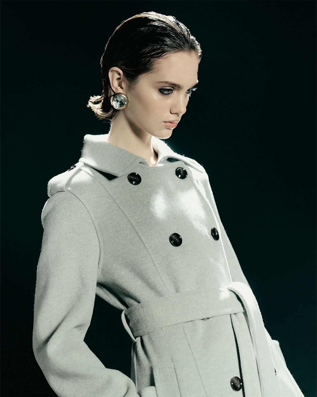 Light yet noble — Look 3