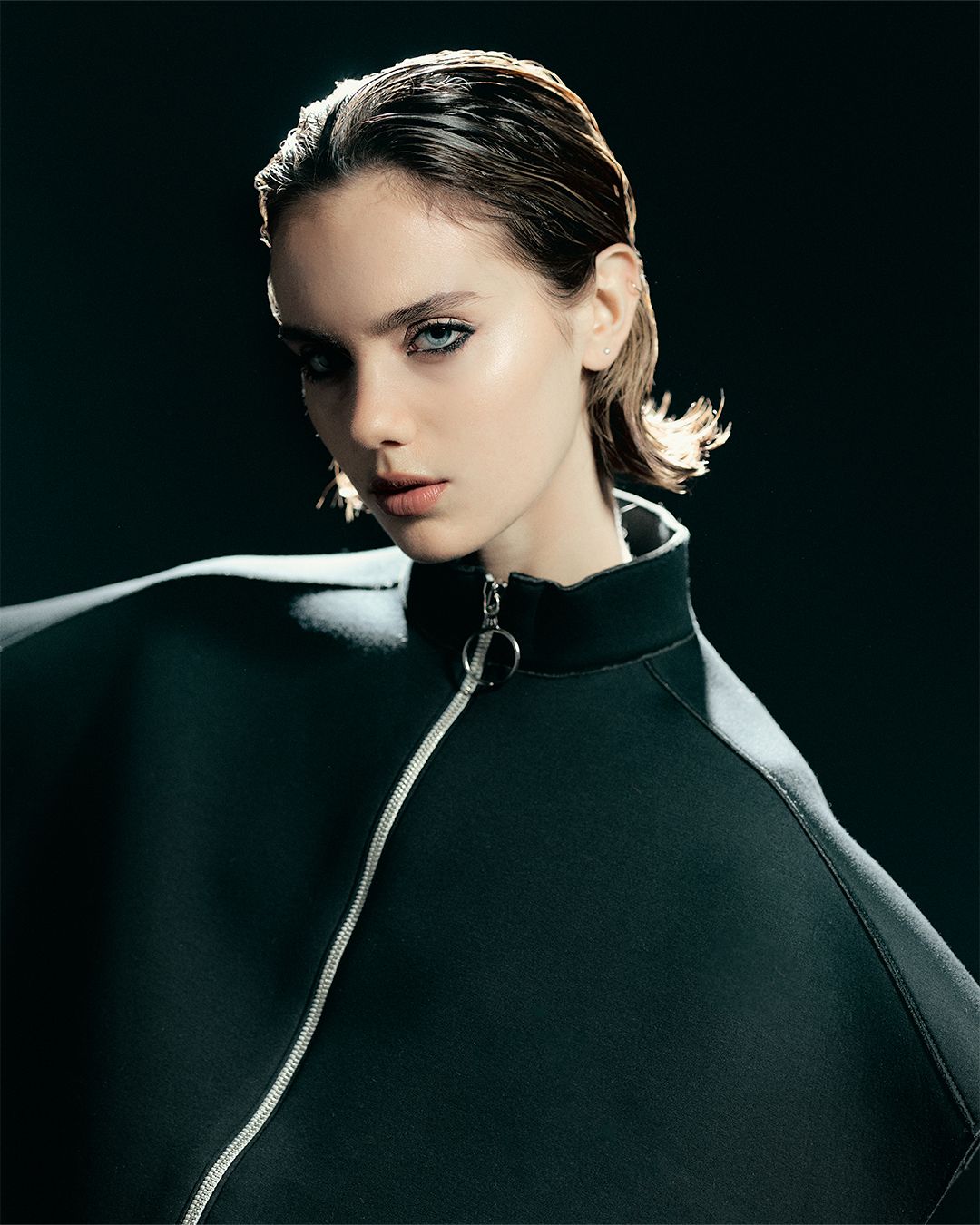 Light yet noble — Look 5