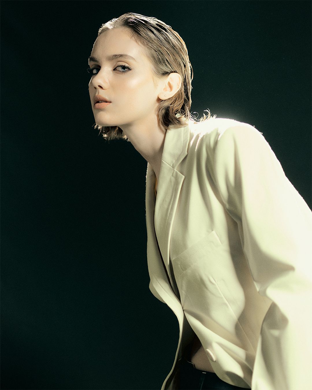 Light yet noble — Look 7