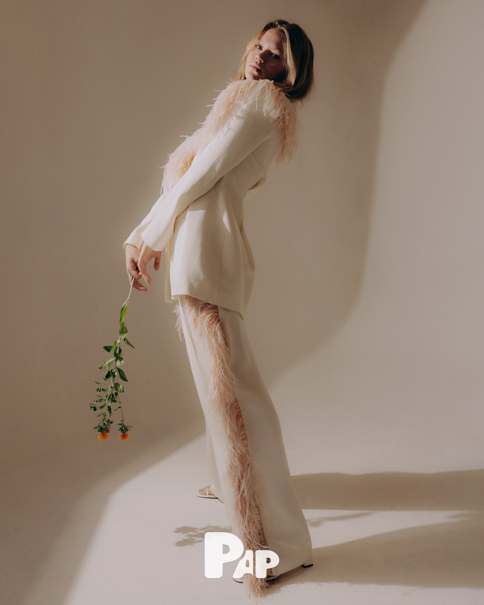 THE LIVING EMBODIMENT — Look 9
