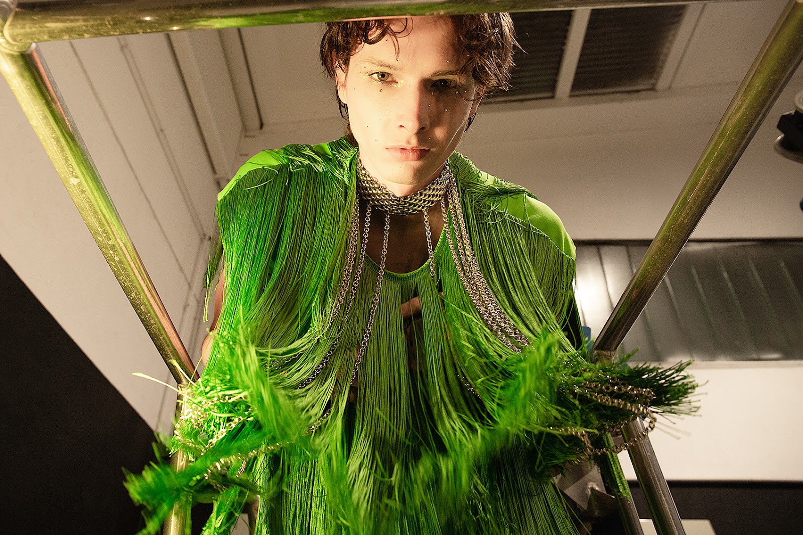 COMPULSIVE AGGREGATION OF AESTHETIC — Look 6