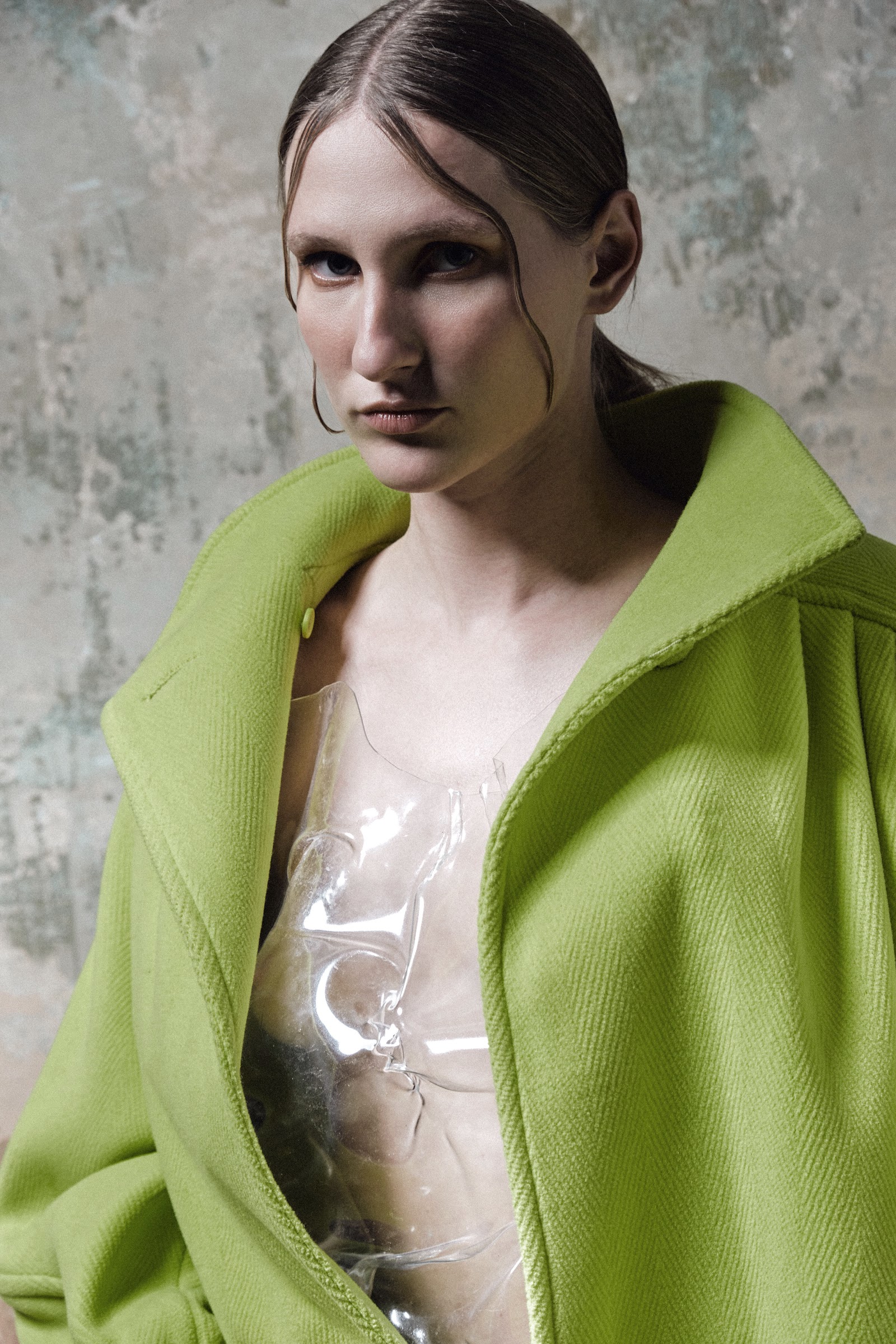 DISTORTED VISION — Look 9