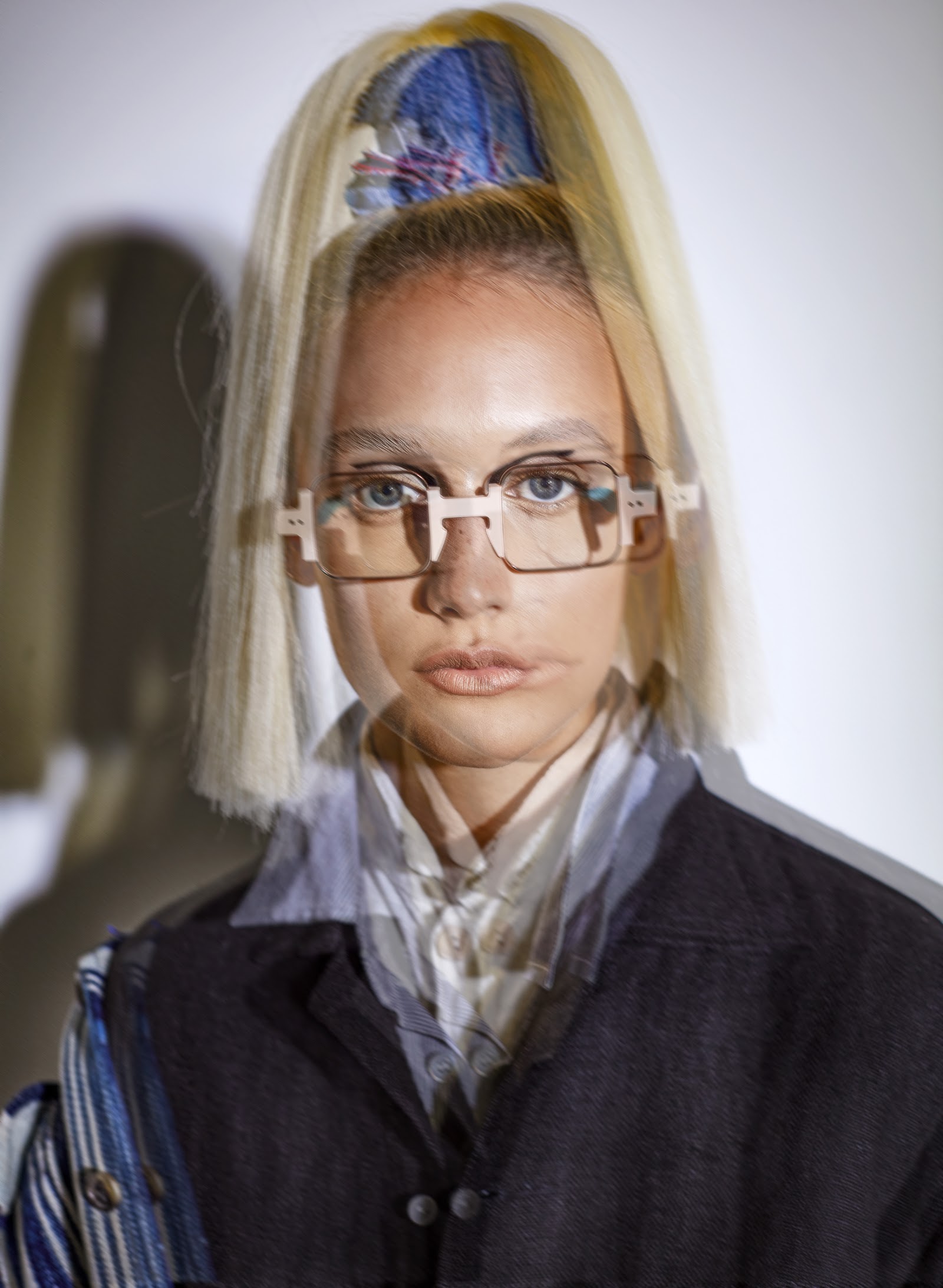 DOUBLE VISION — Look 4