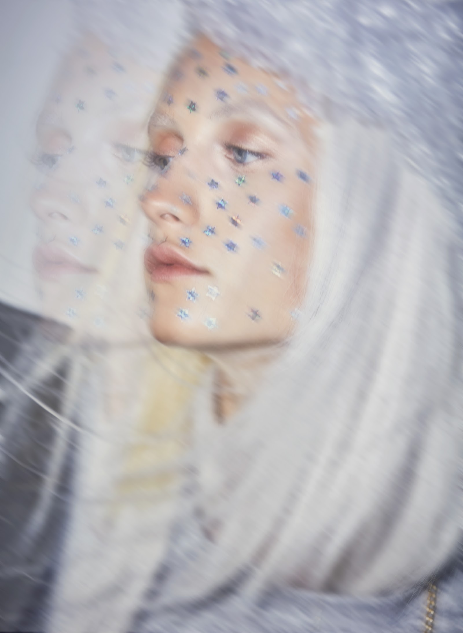 DOUBLE VISION — Look 7