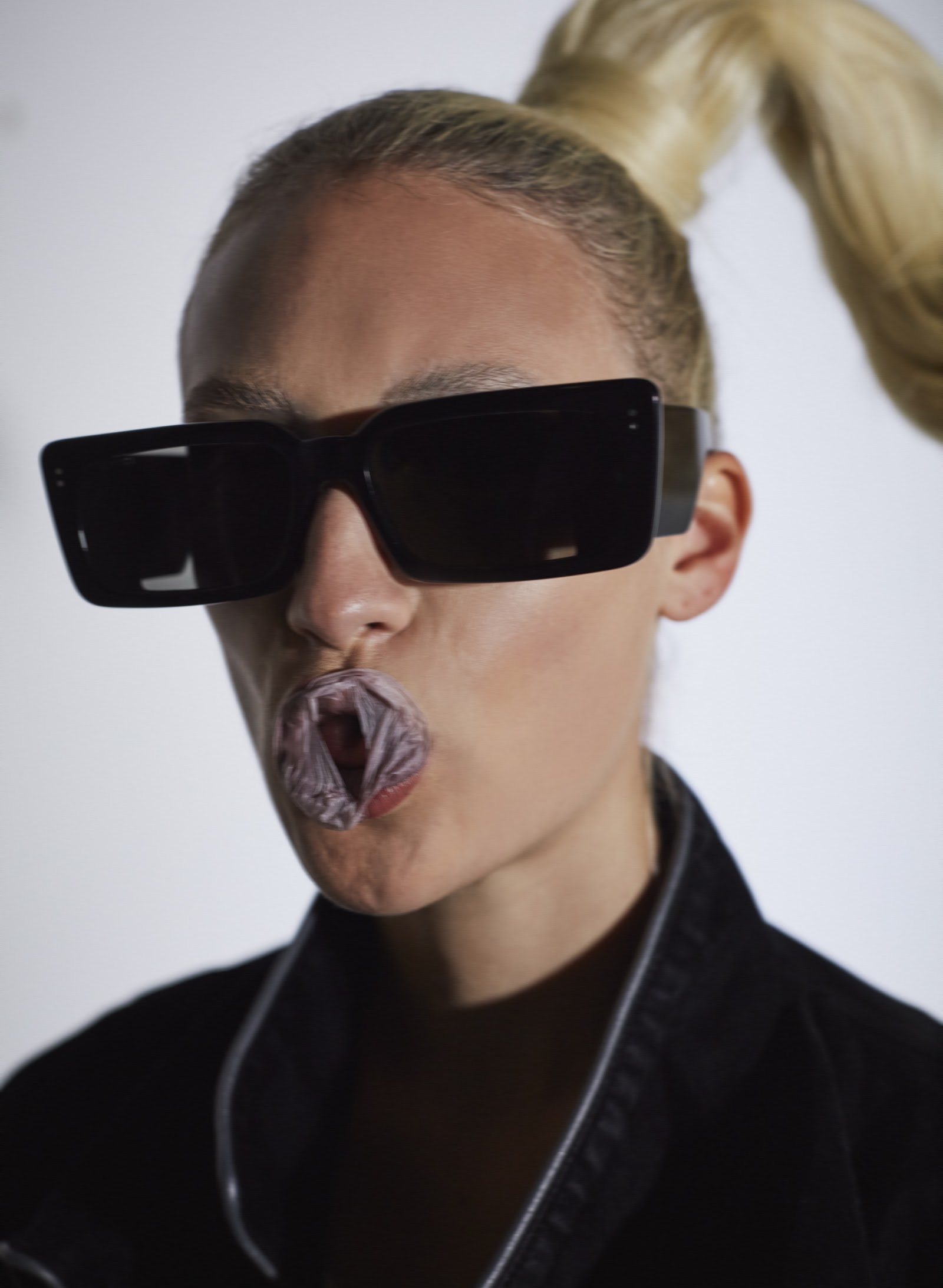 DOUBLE VISION — Look 11