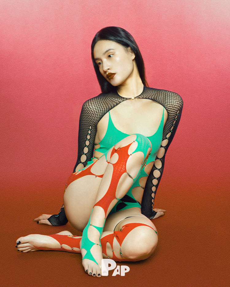 REBORN — Look 10